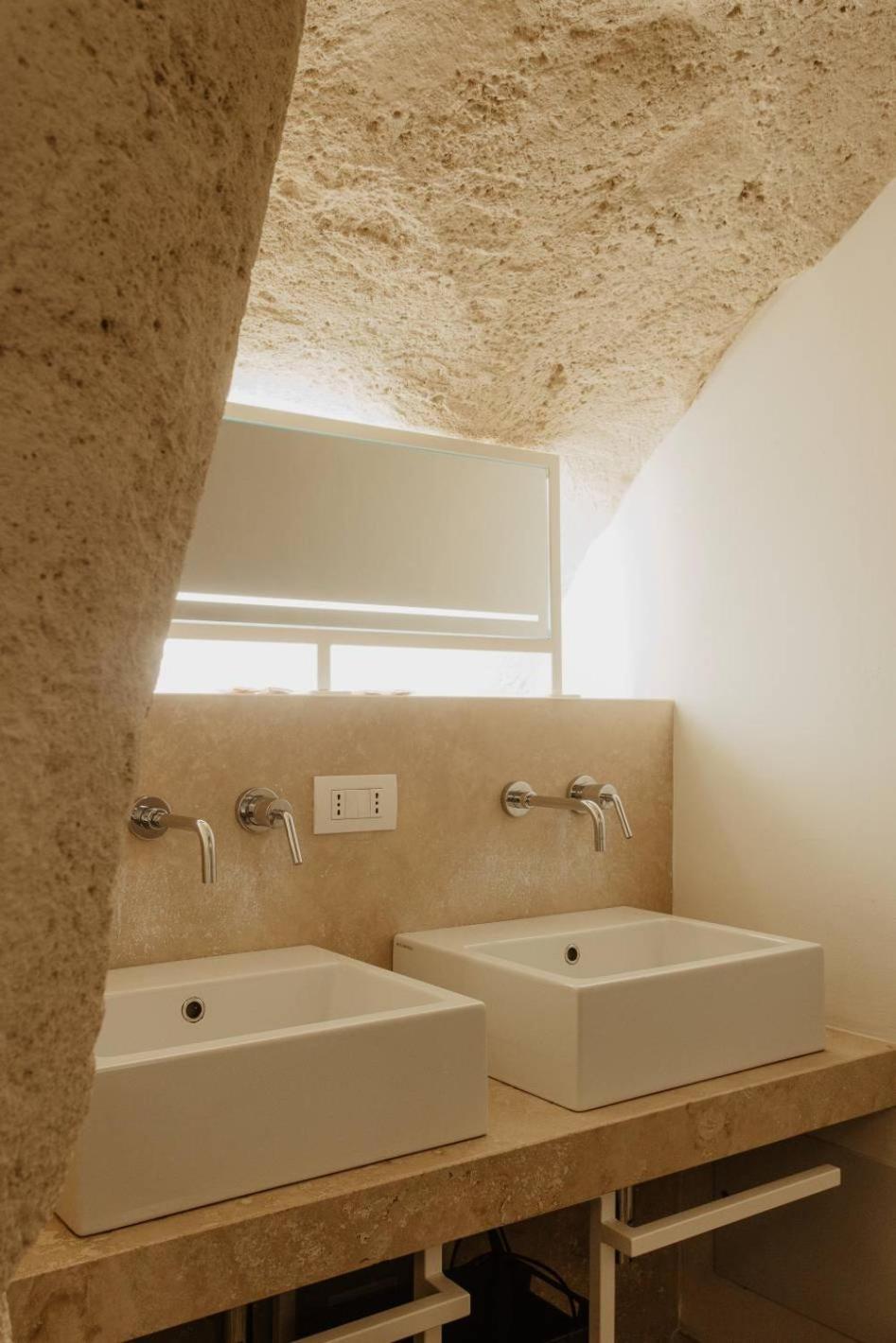 Family Room Shower