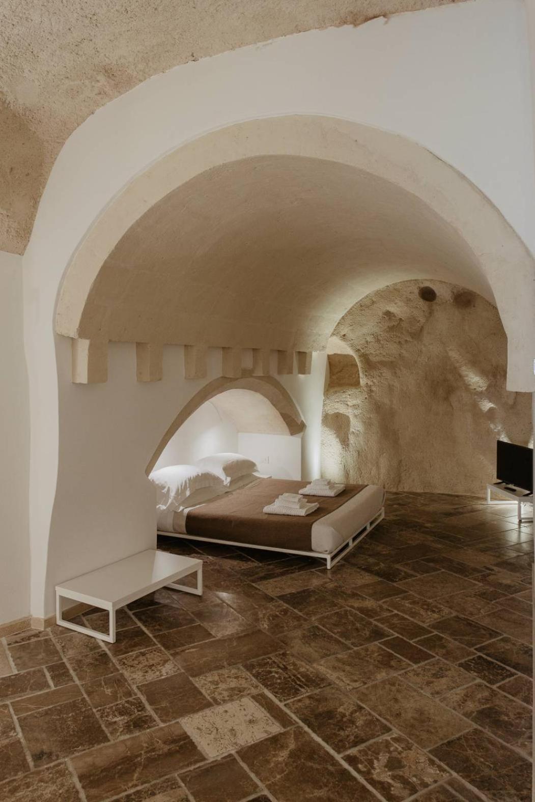 Family Room Shower