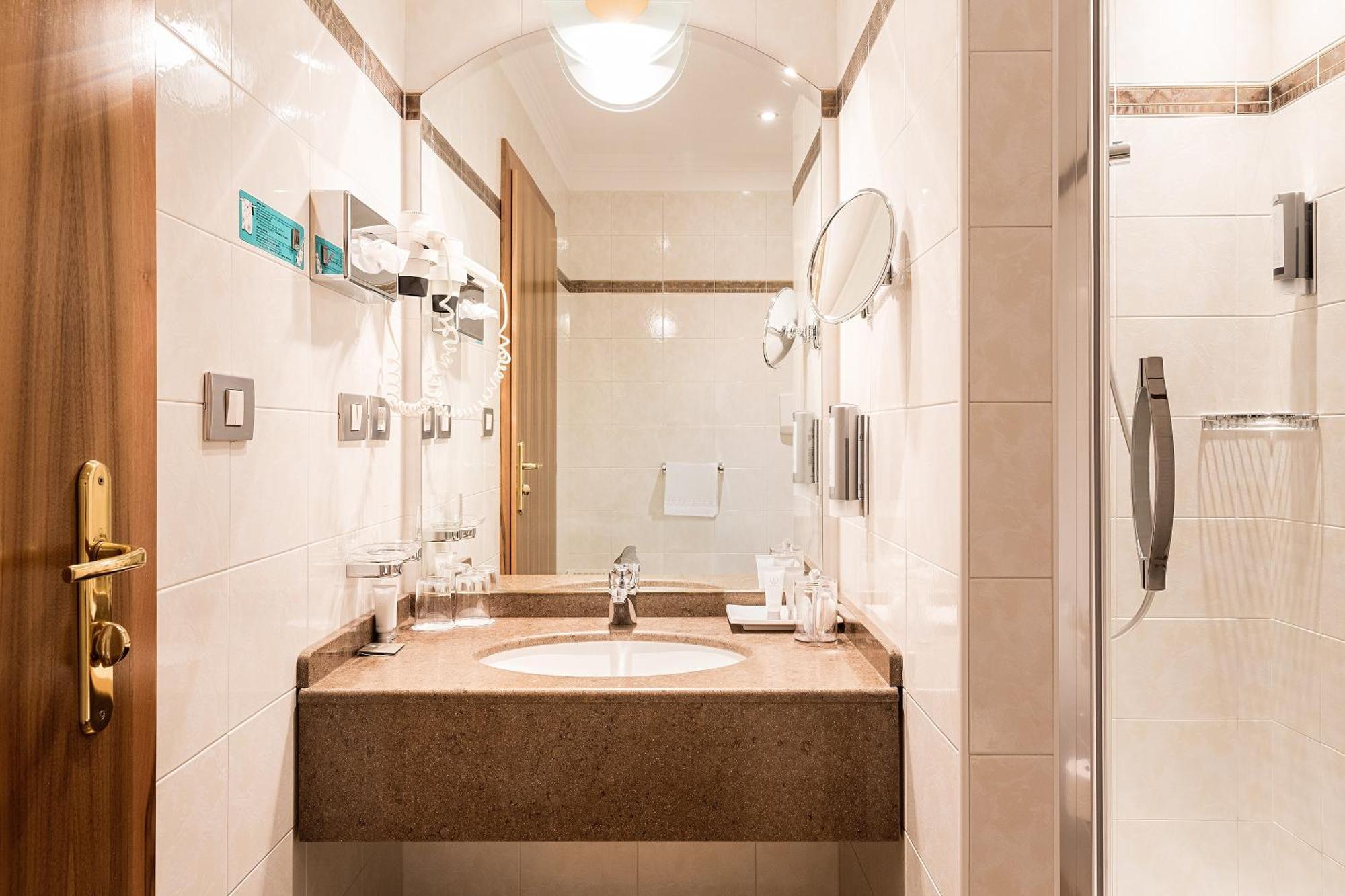 Superior Single Room