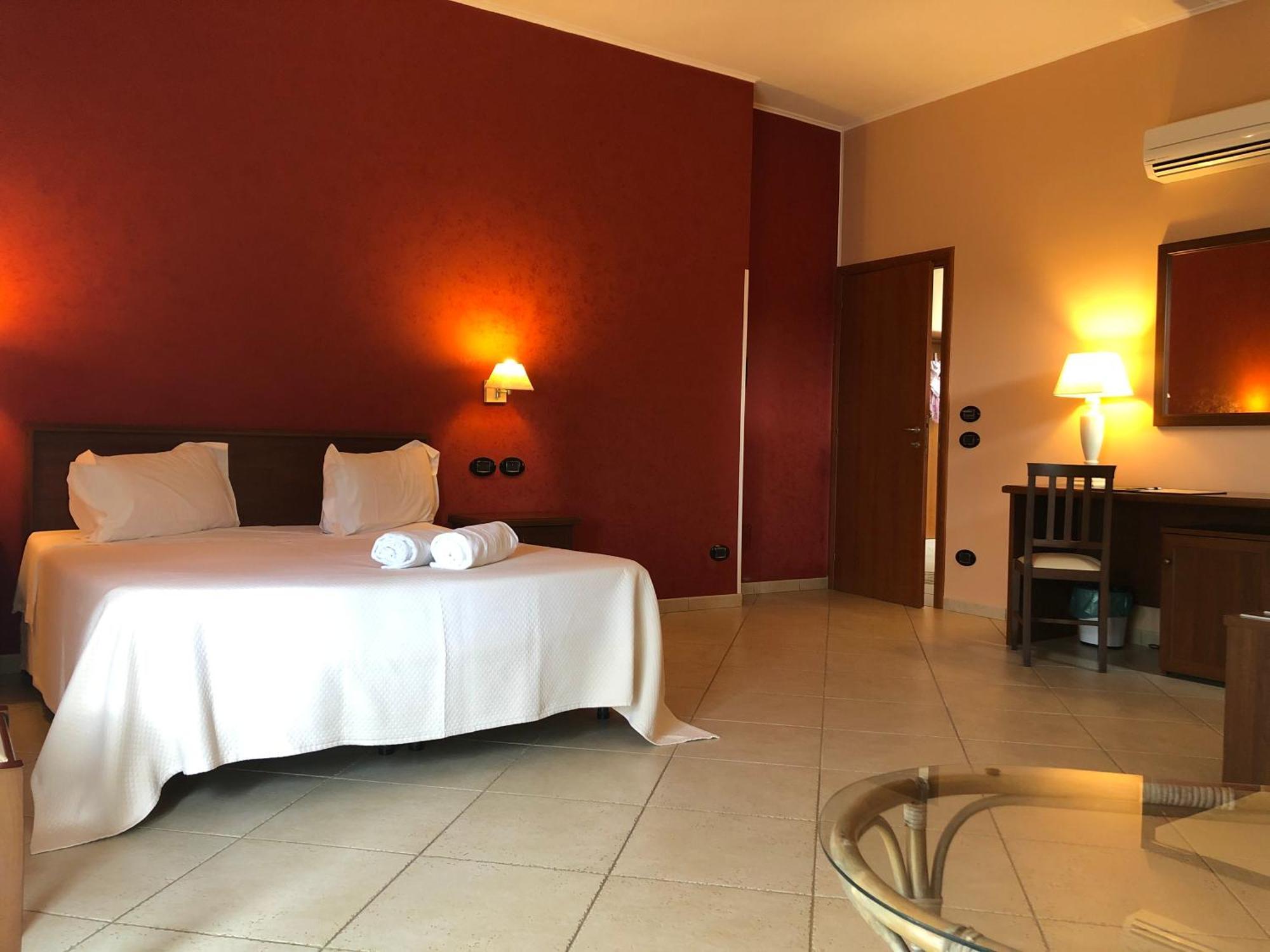 Deluxe Family Room