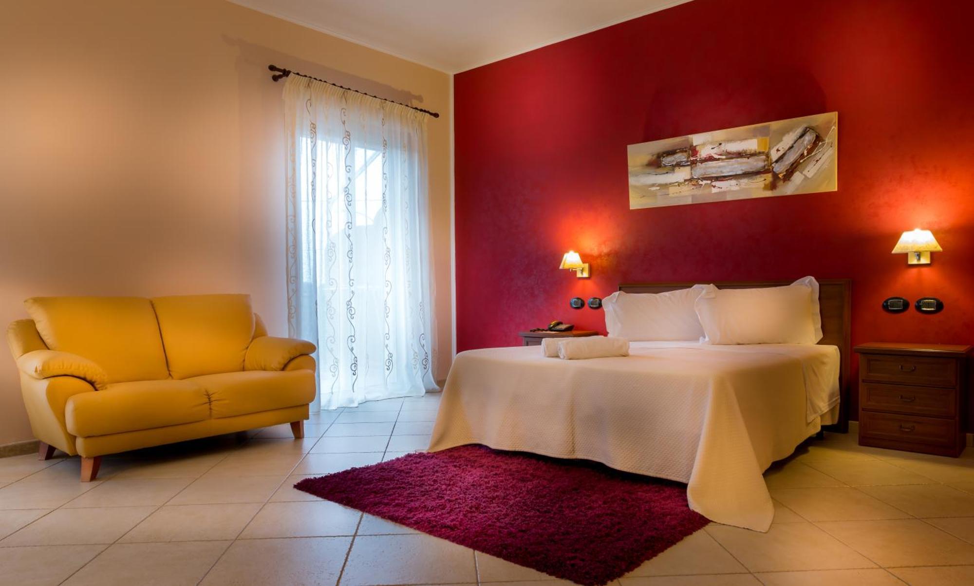 Deluxe Family Room