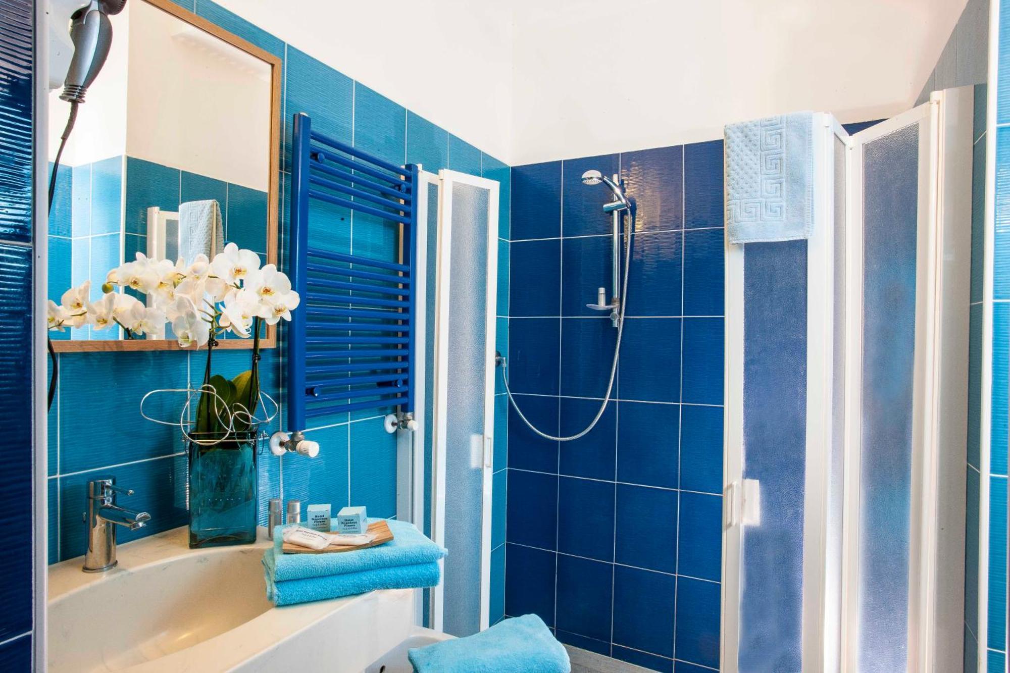 Double or Twin Room Sea View