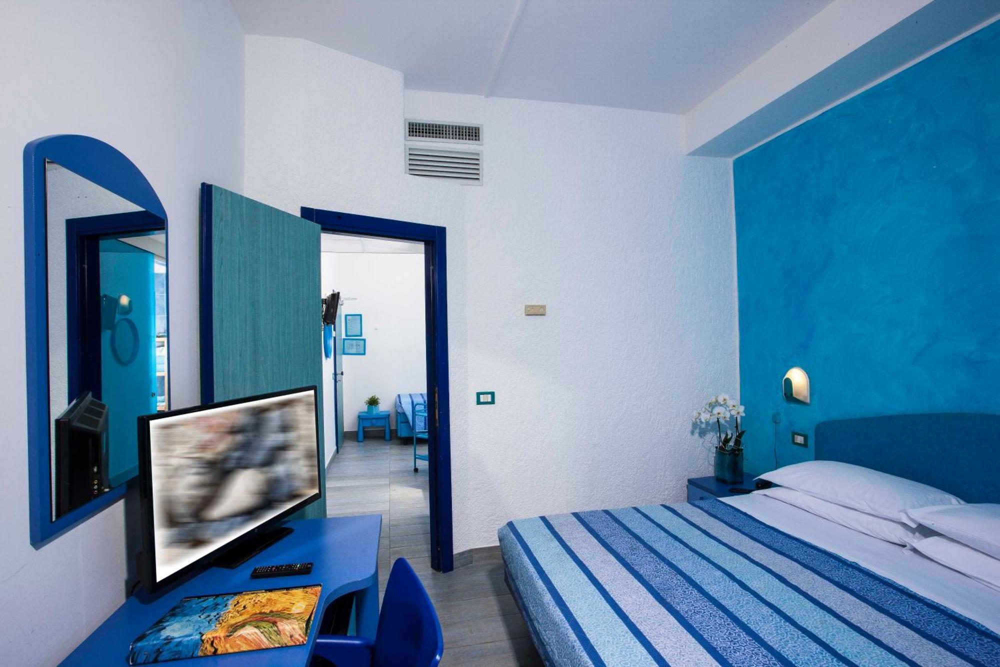 Quadruple Room Sea View