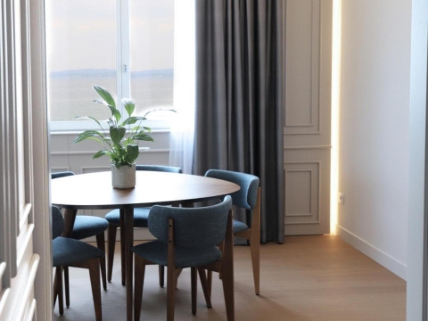 Apartament typu Suite z widokiem na jezioro