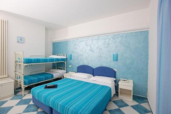 Comfort Quadruple Room