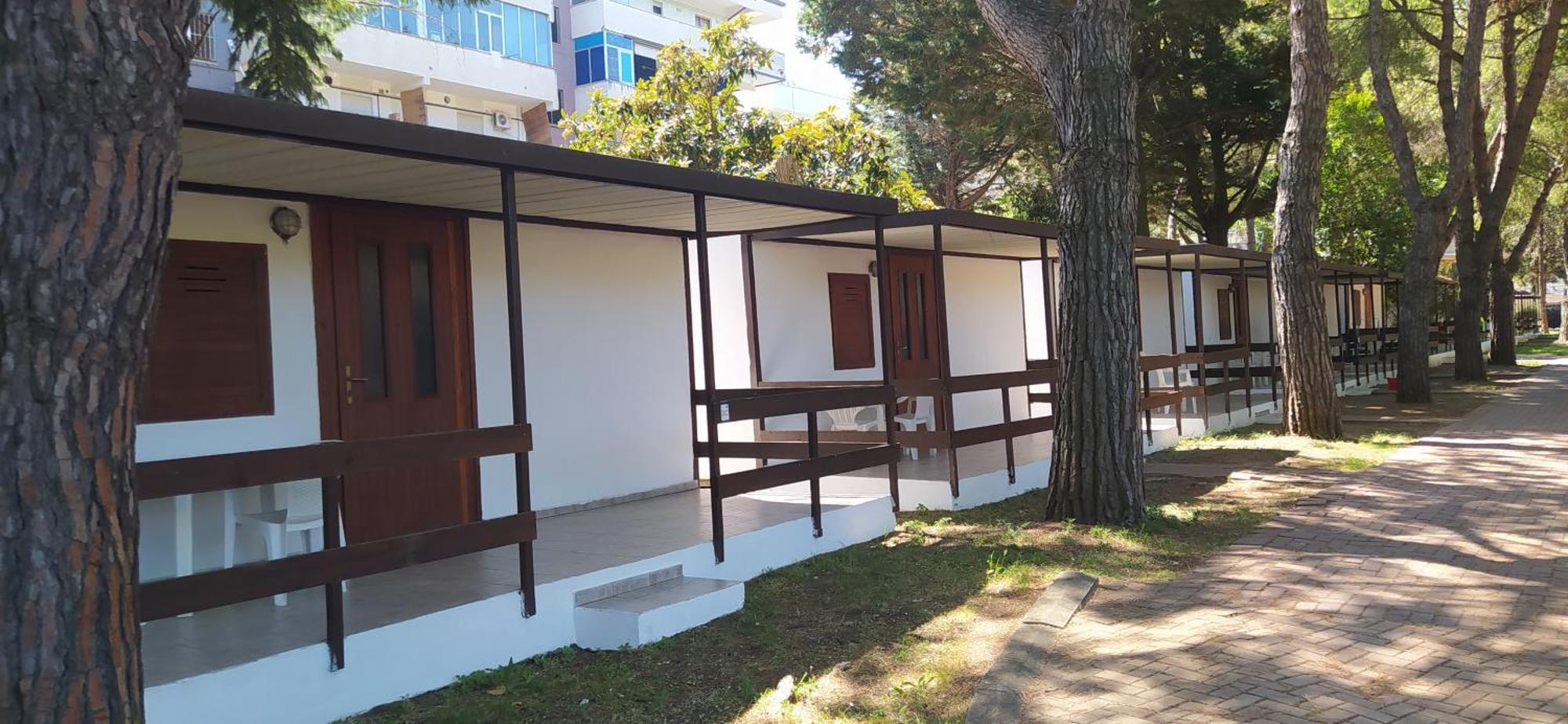 One-Bedroom Bungalow