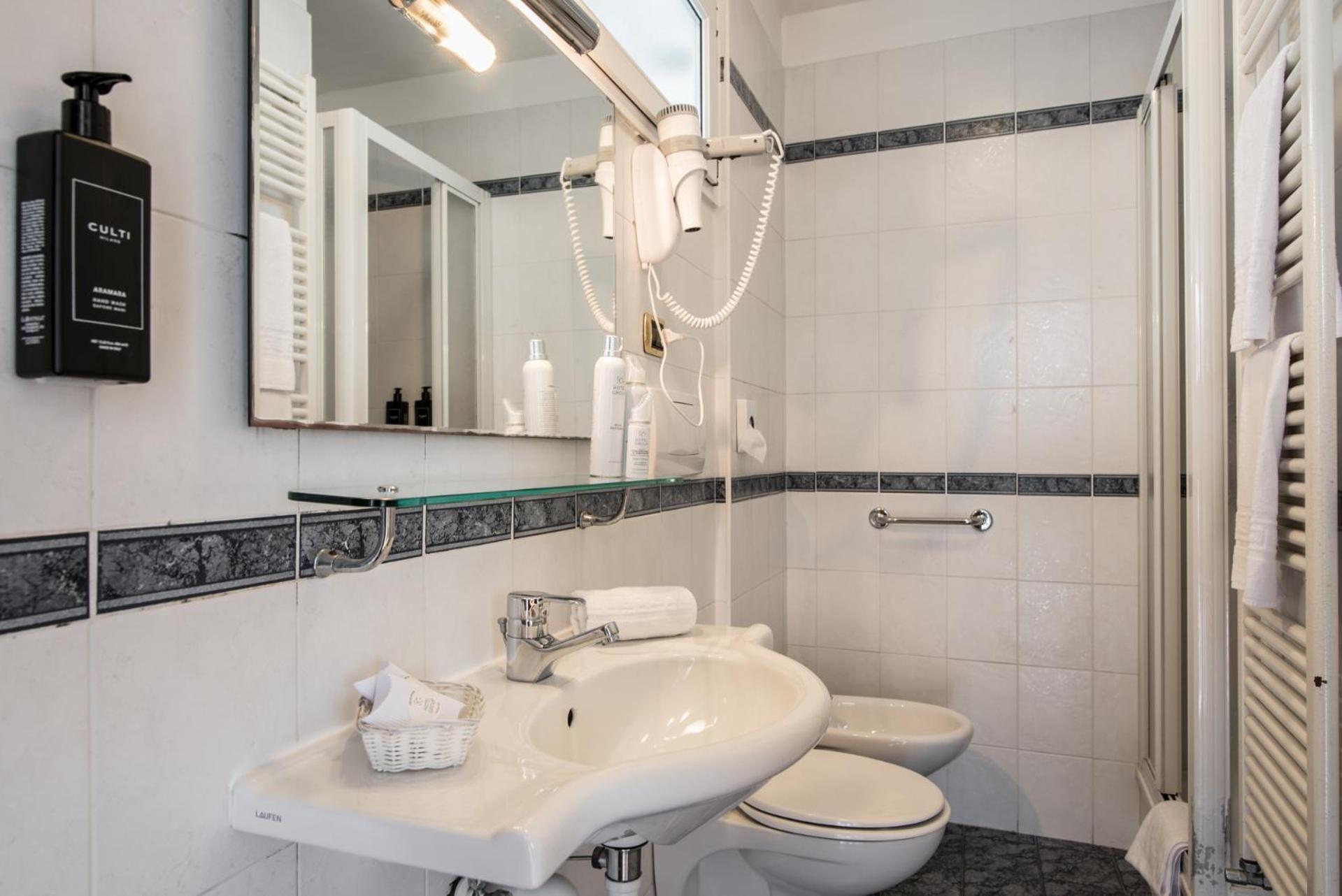 Double or Twin Room Balcony