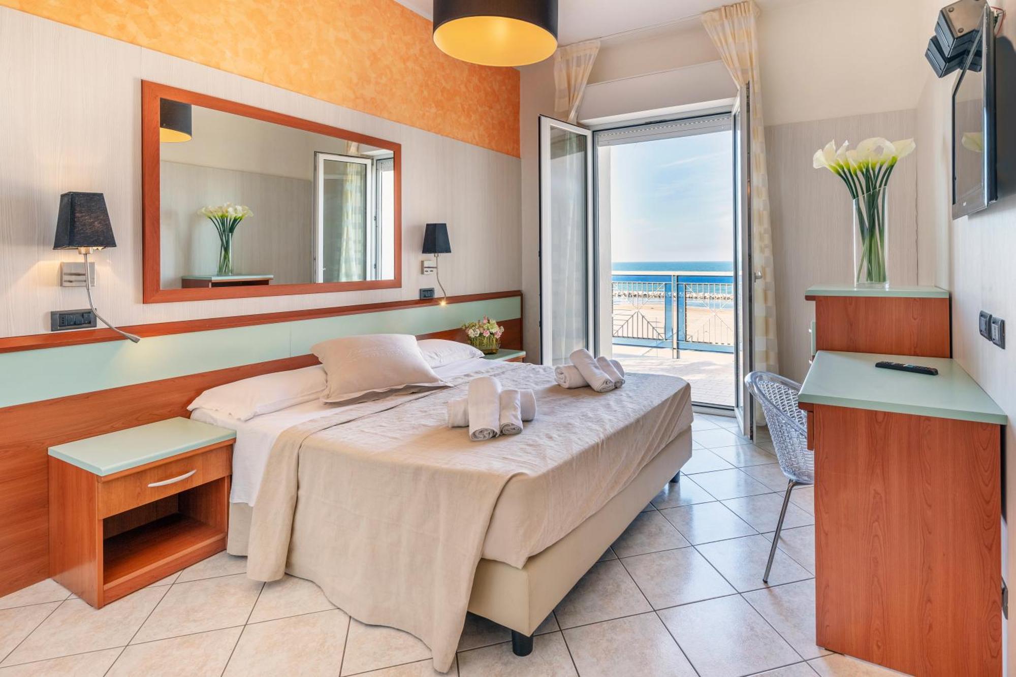Deluxe Double Room Balcony Sea View