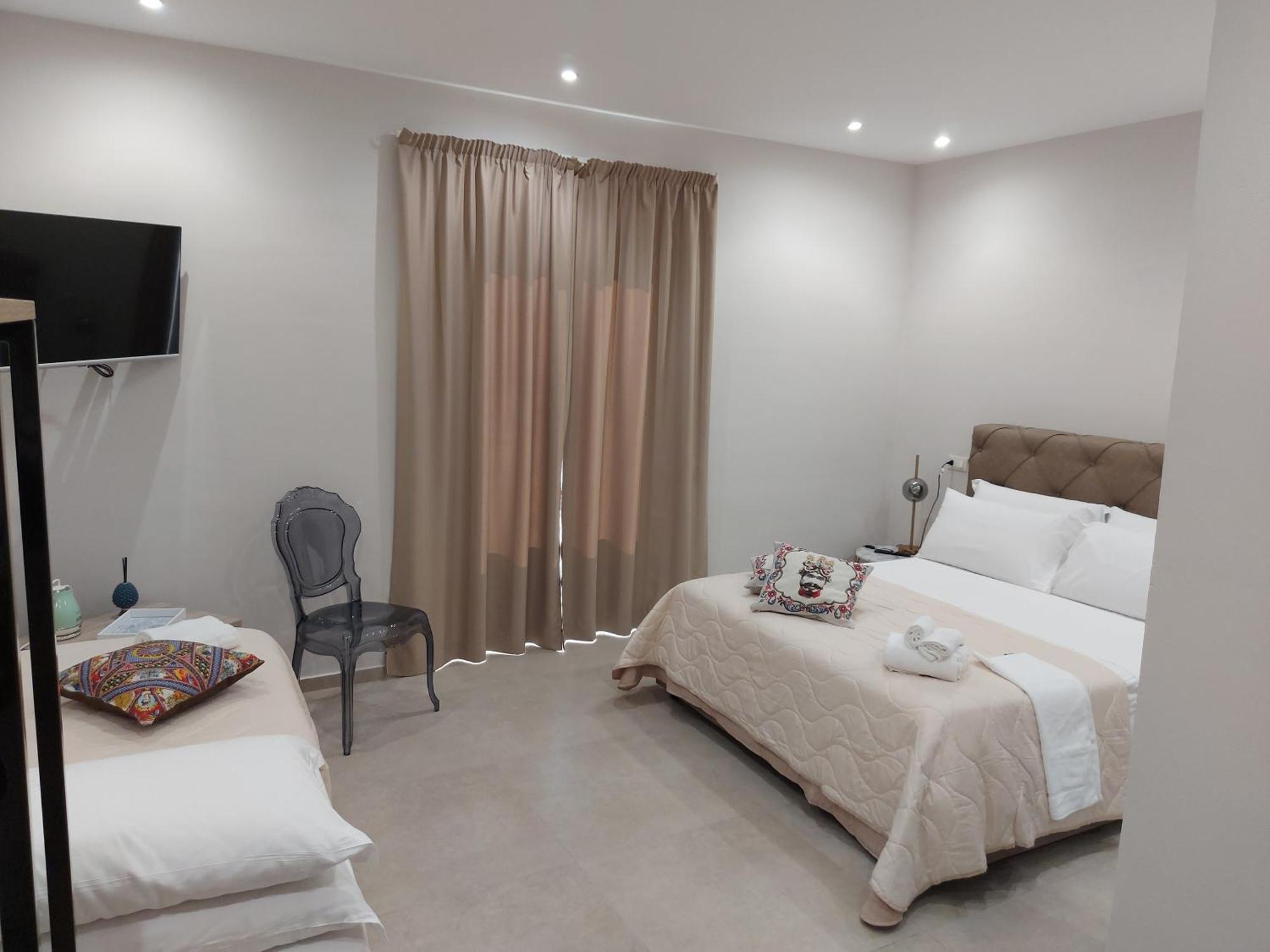 Deluxe Triple Room Sea View