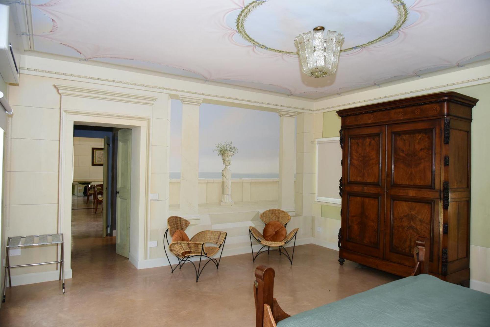 Presidential Suite