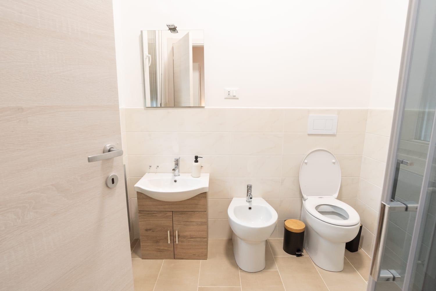 Double Room Private Bathroom