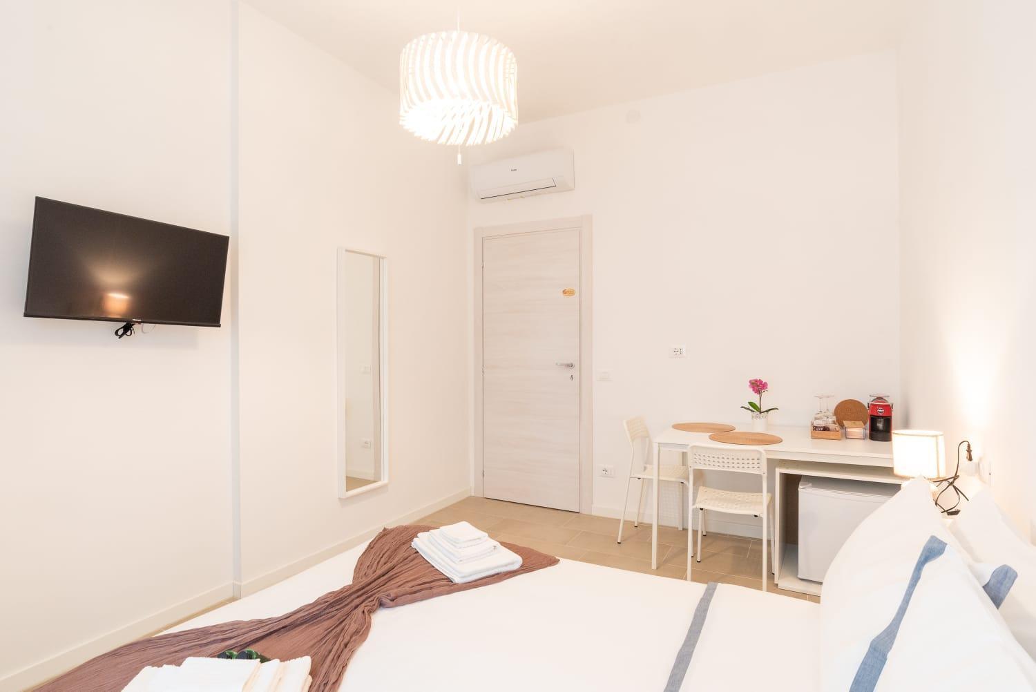 Double Room Private Bathroom