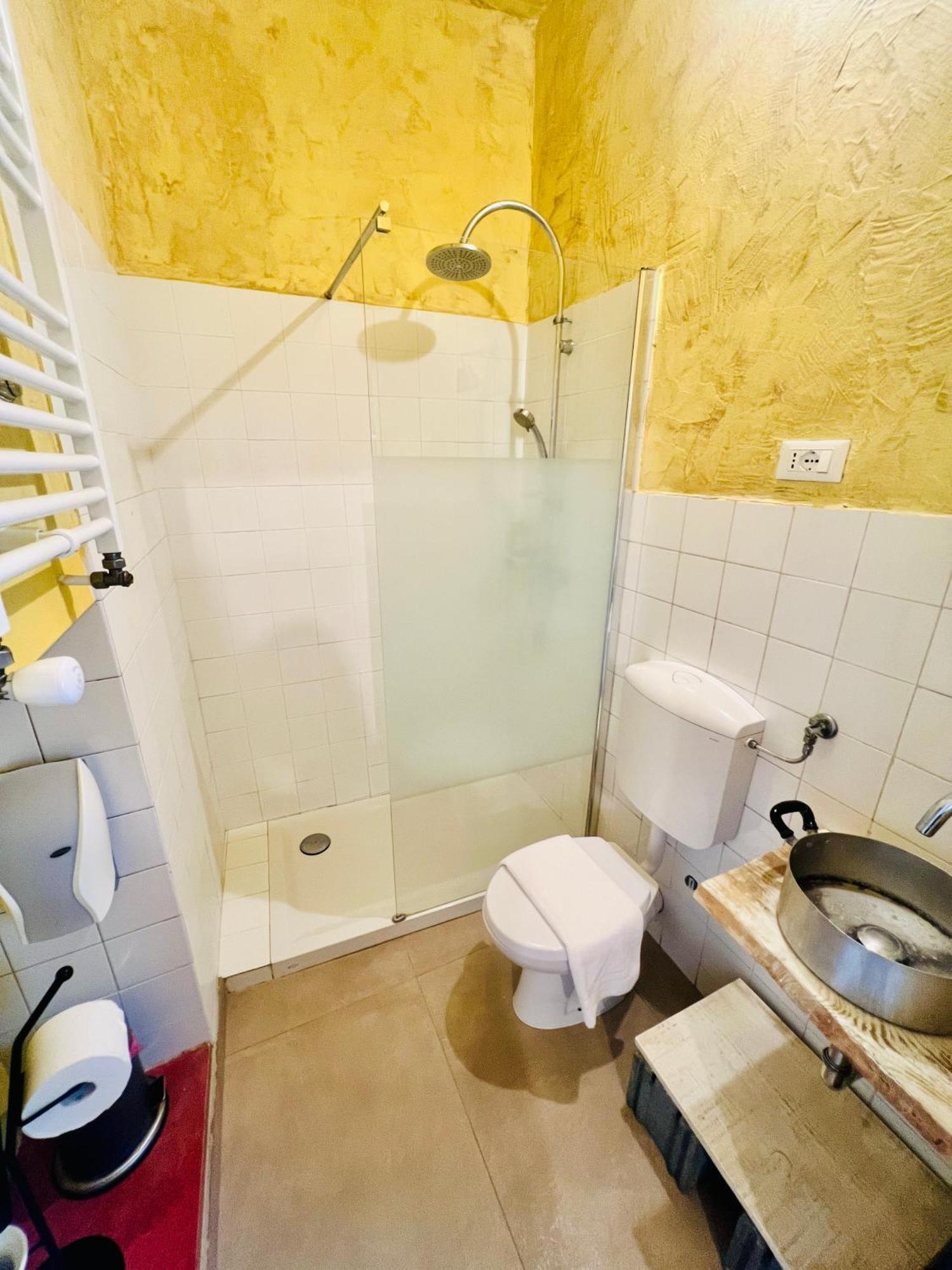 Double Room Private Bathroom