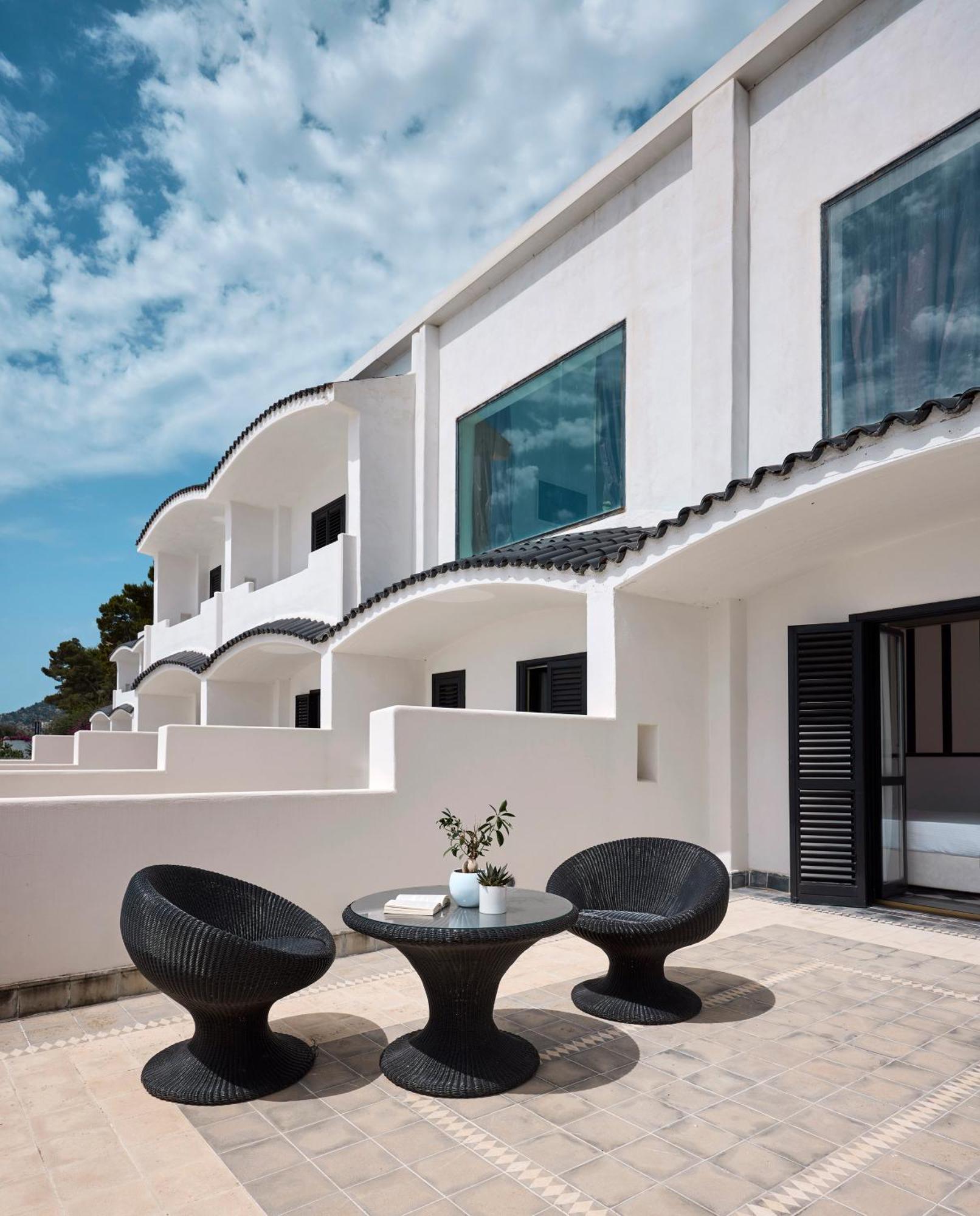 Double or Twin Room Terrace