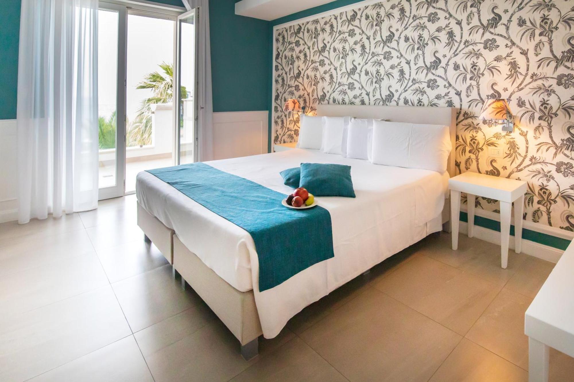 Deluxe Suite Sea View