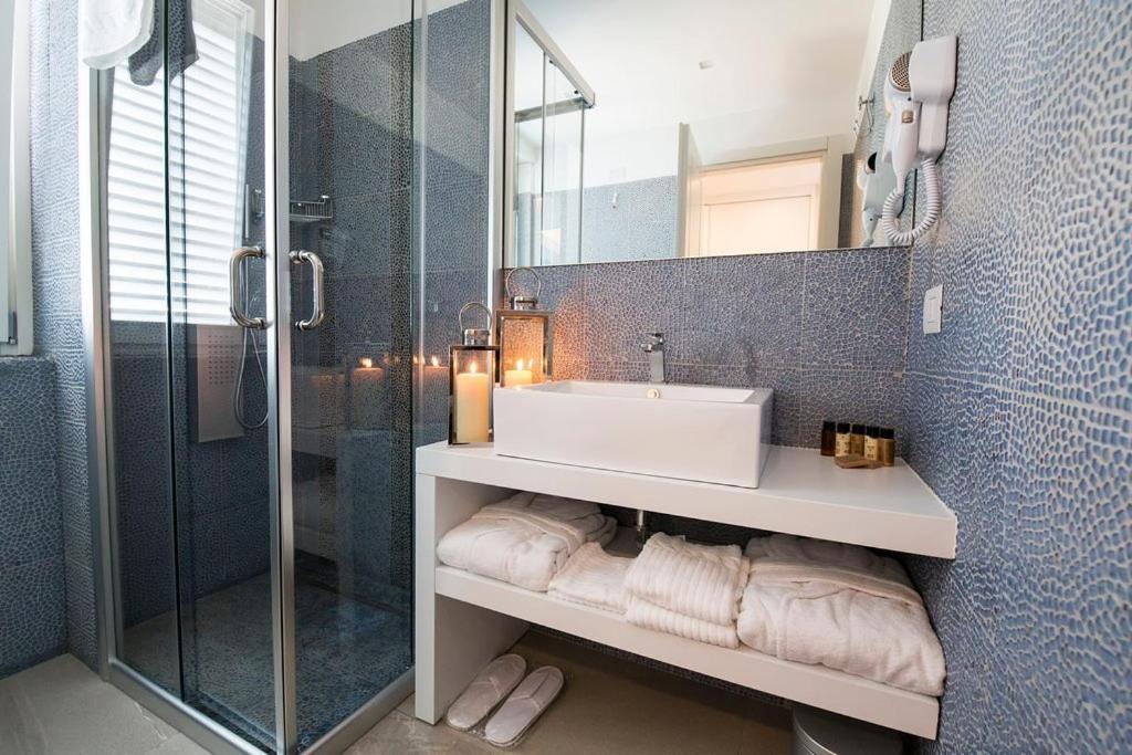 Deluxe Suite Sea View