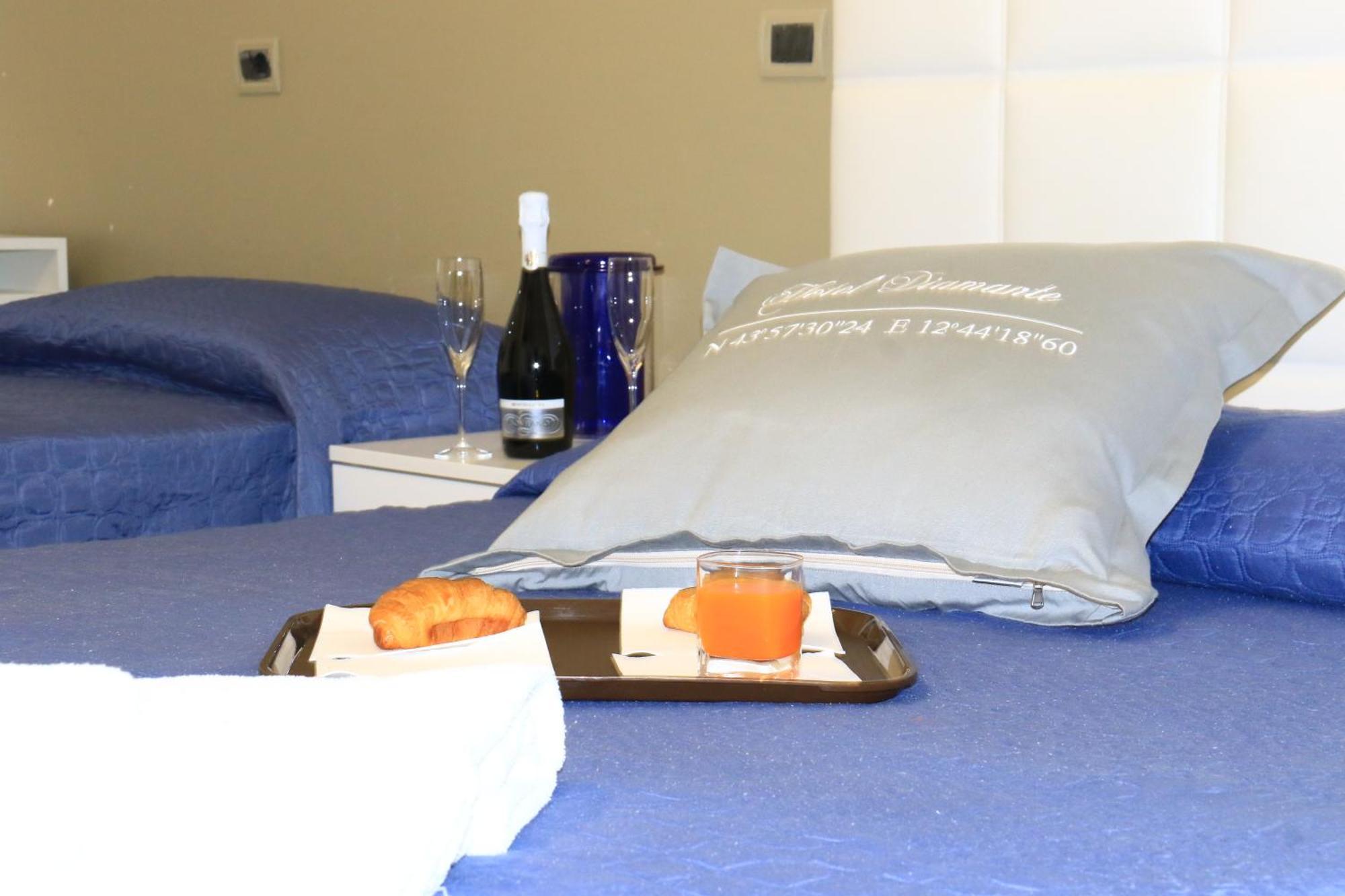 Comfort Triple Room