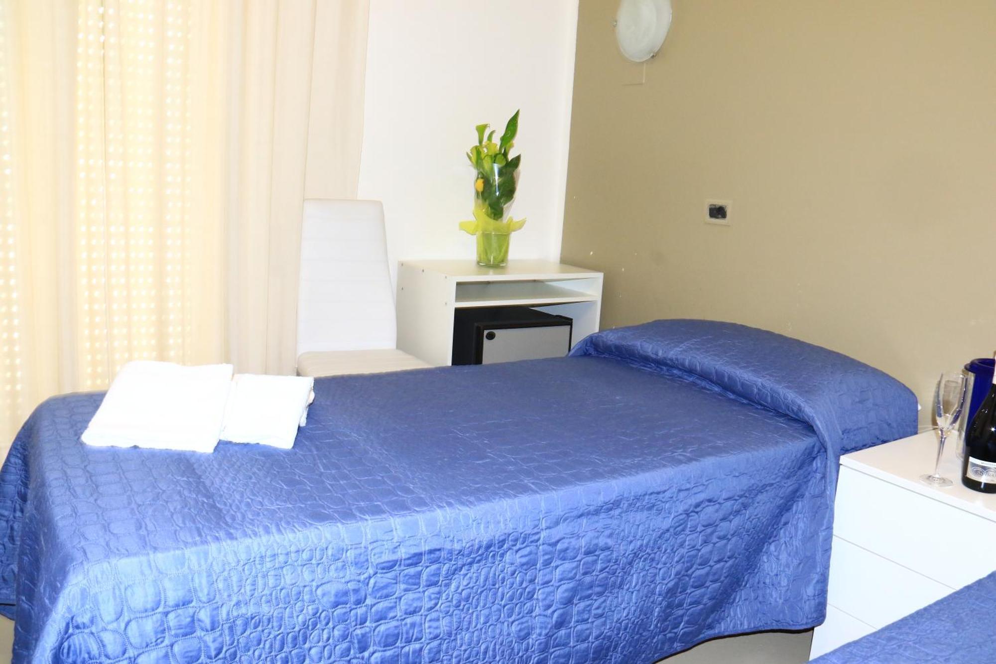 Comfort Triple Room