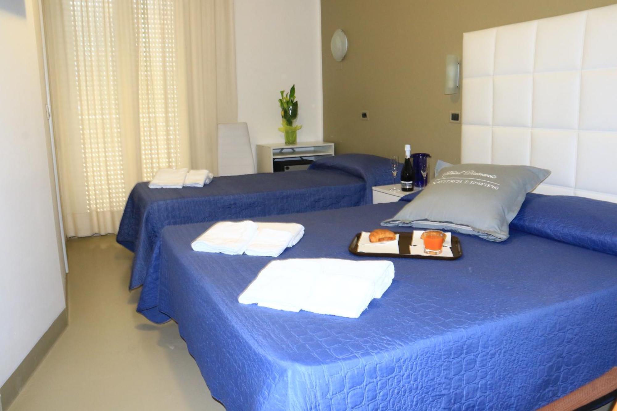 Comfort Triple Room