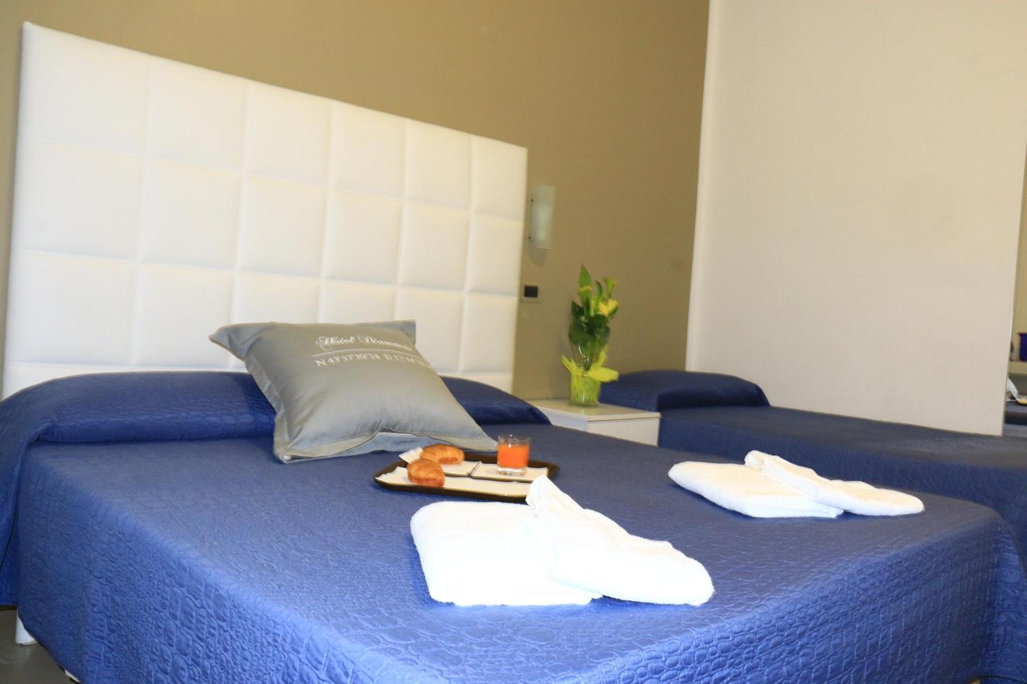Comfort Triple Room