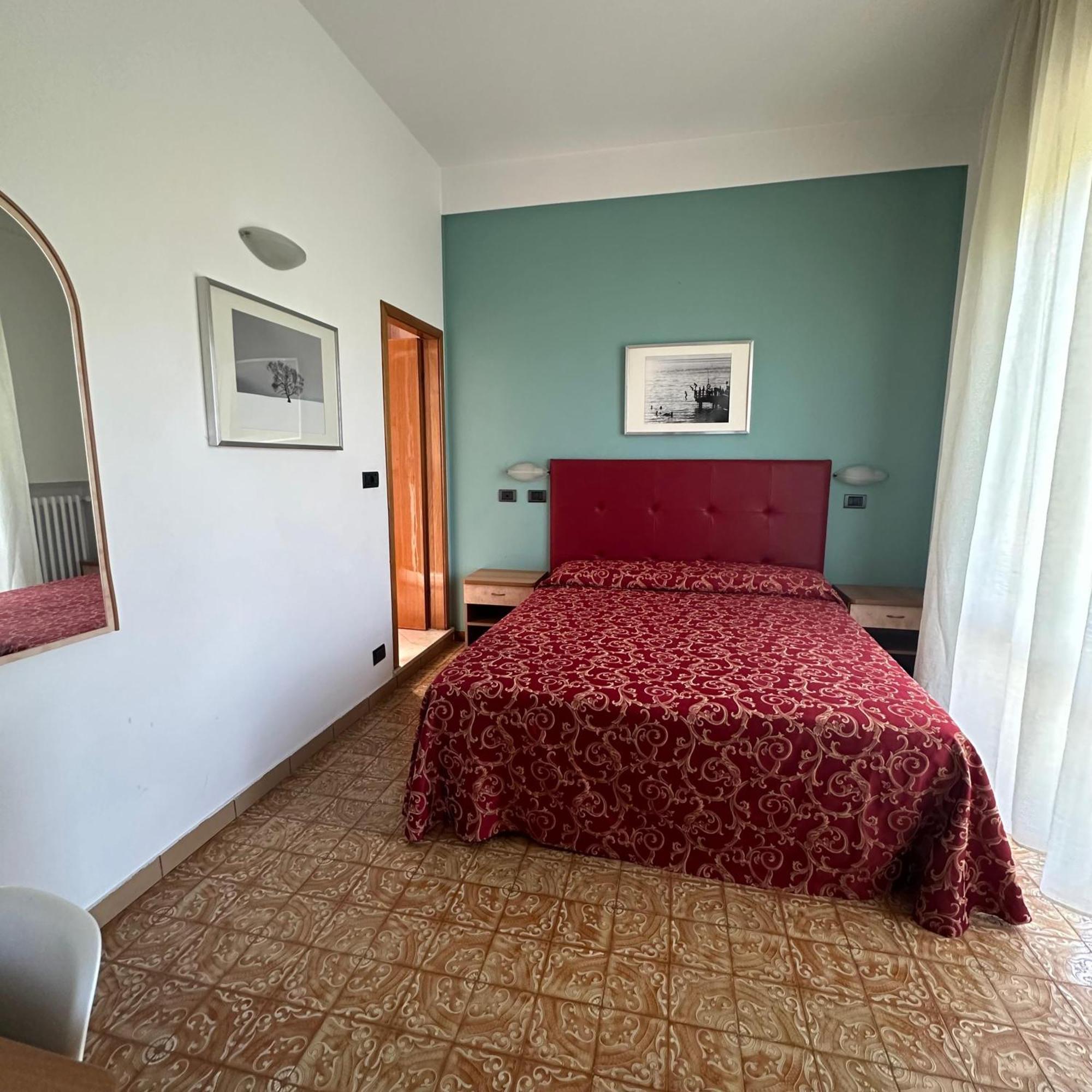 Standard Double or Twin Room Balcony