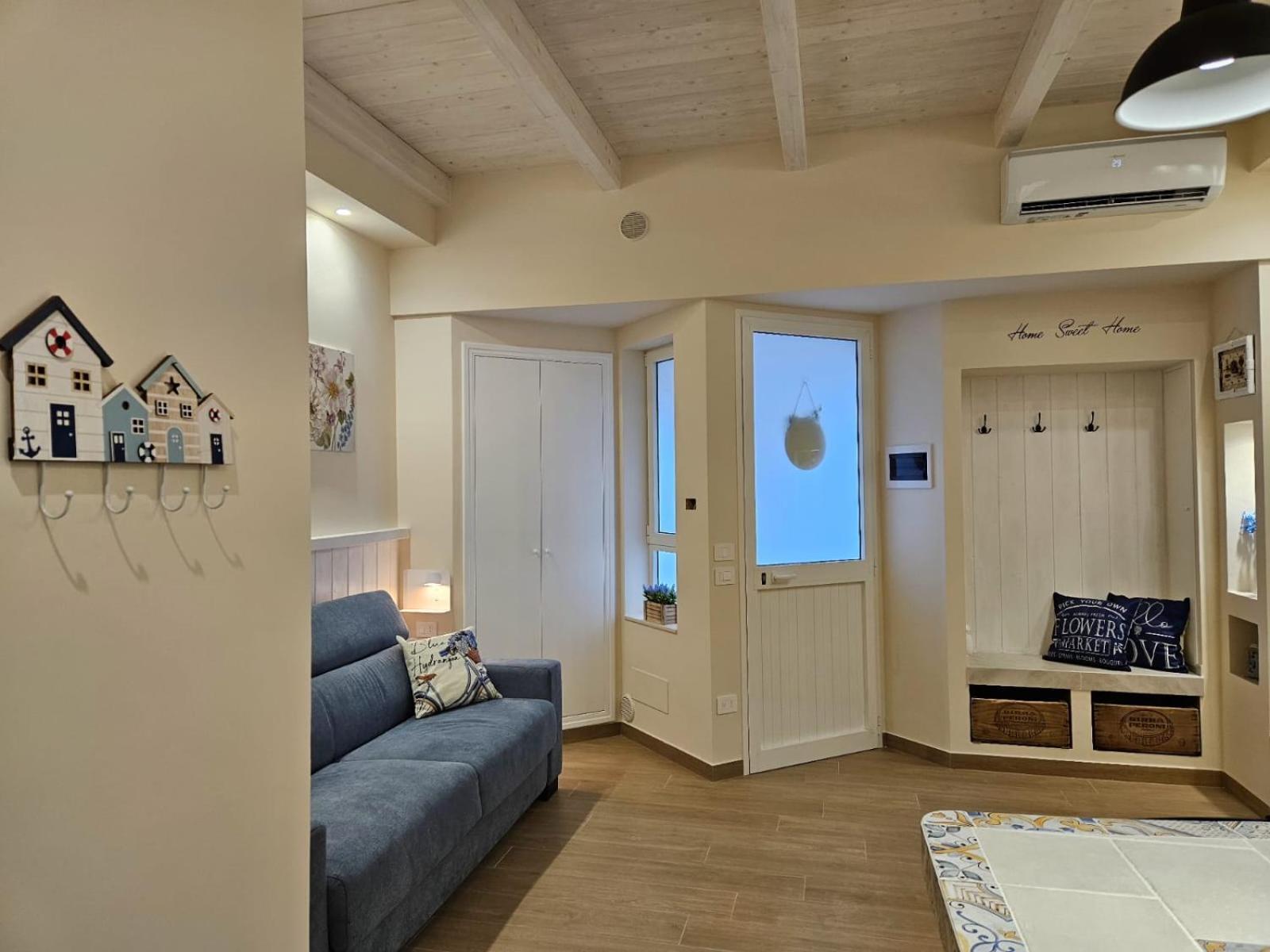 One-Bedroom House,1605862854:JPEG