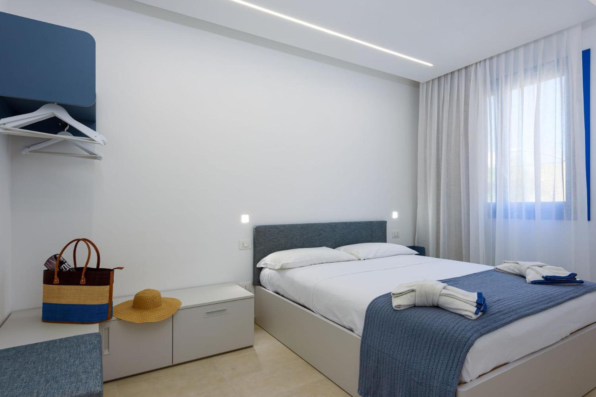Two-Bedroom Apartment Terrace Sea View