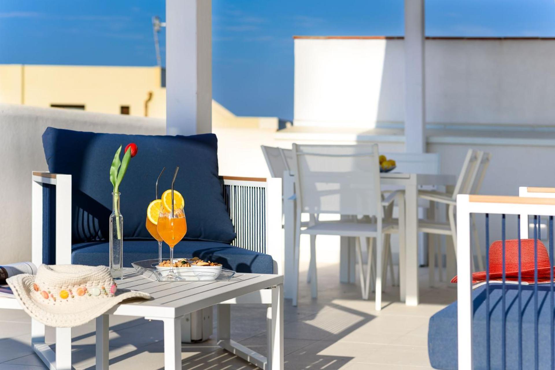 Two-Bedroom Apartment Terrace Sea View
