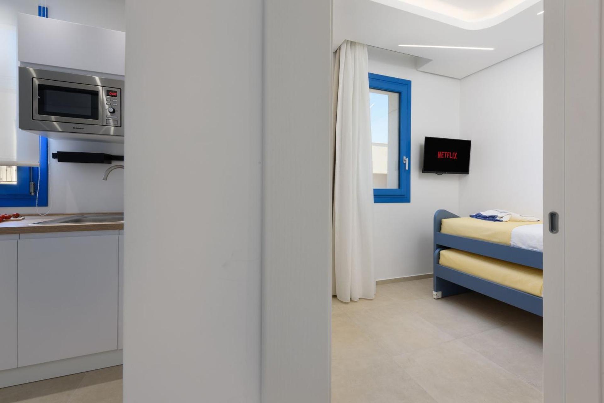 Two-Bedroom Apartment Terrace Sea View