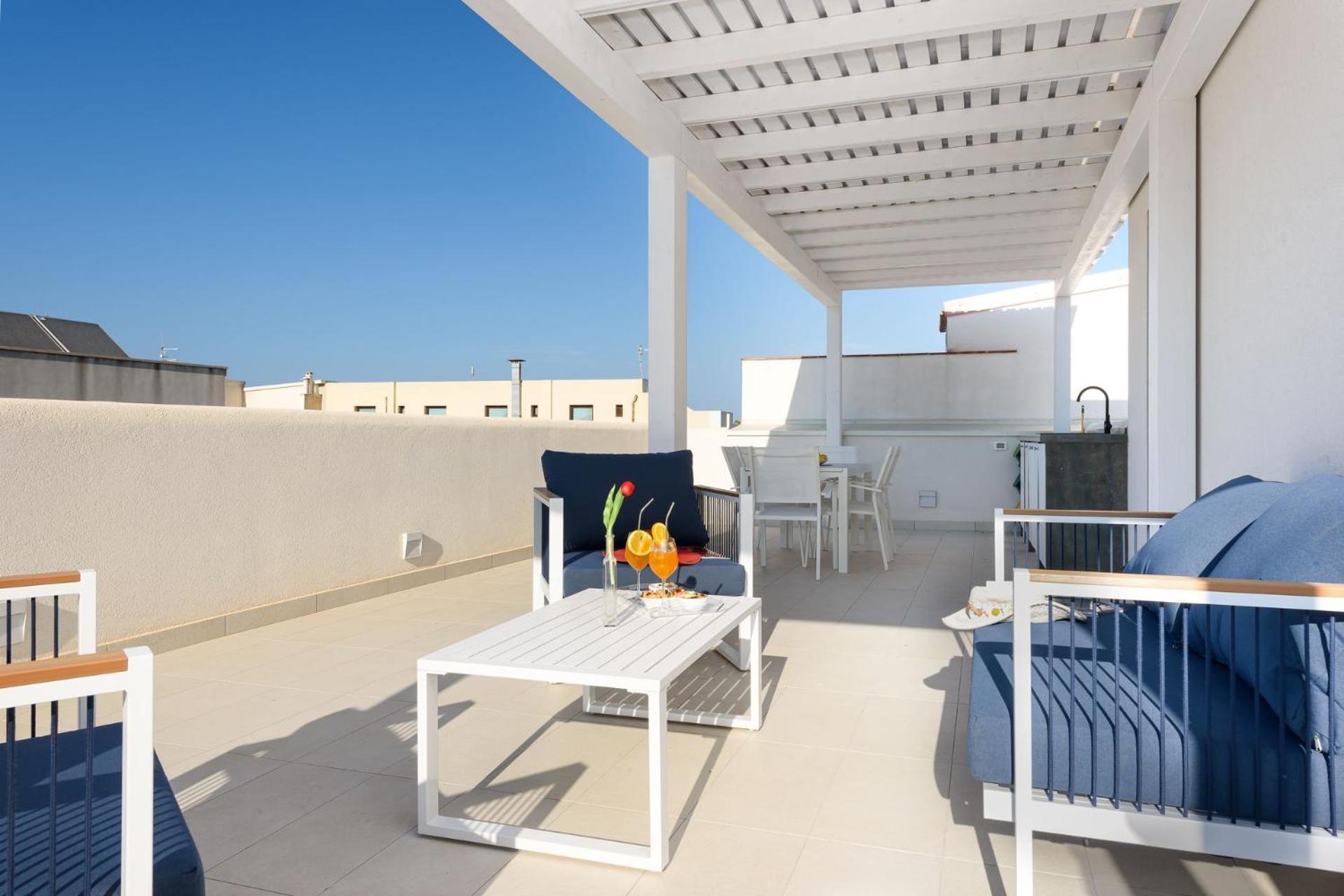 Two-Bedroom Apartment Terrace Sea View
