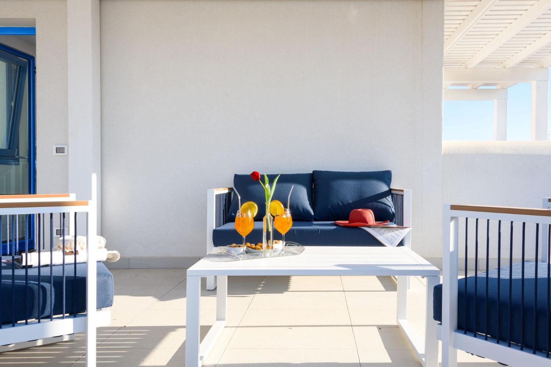 Two-Bedroom Apartment Terrace Sea View
