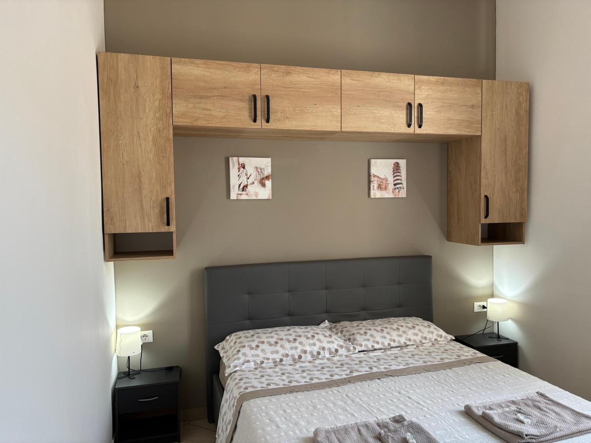 Double Room Private Bathroom