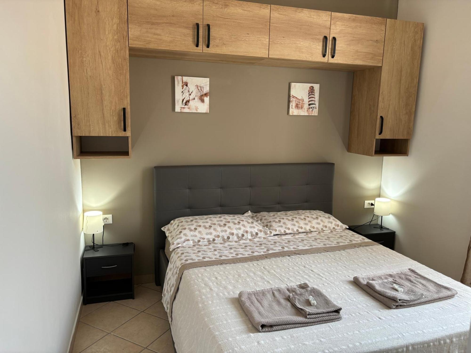 Double Room Private Bathroom
