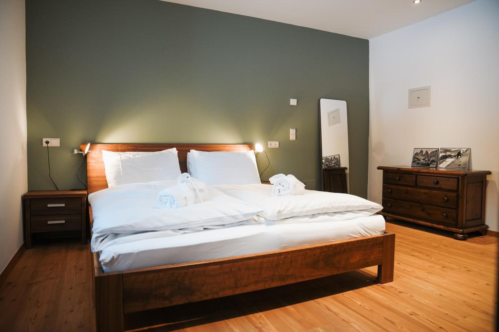 Appartement met 2 Slaapkamers en Uitzicht op de Bergen