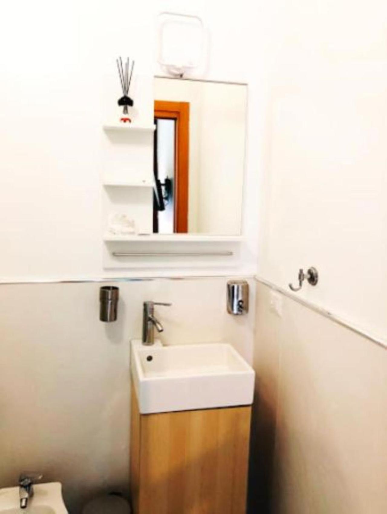 Deluxe Double Room,1622221716:JPEG