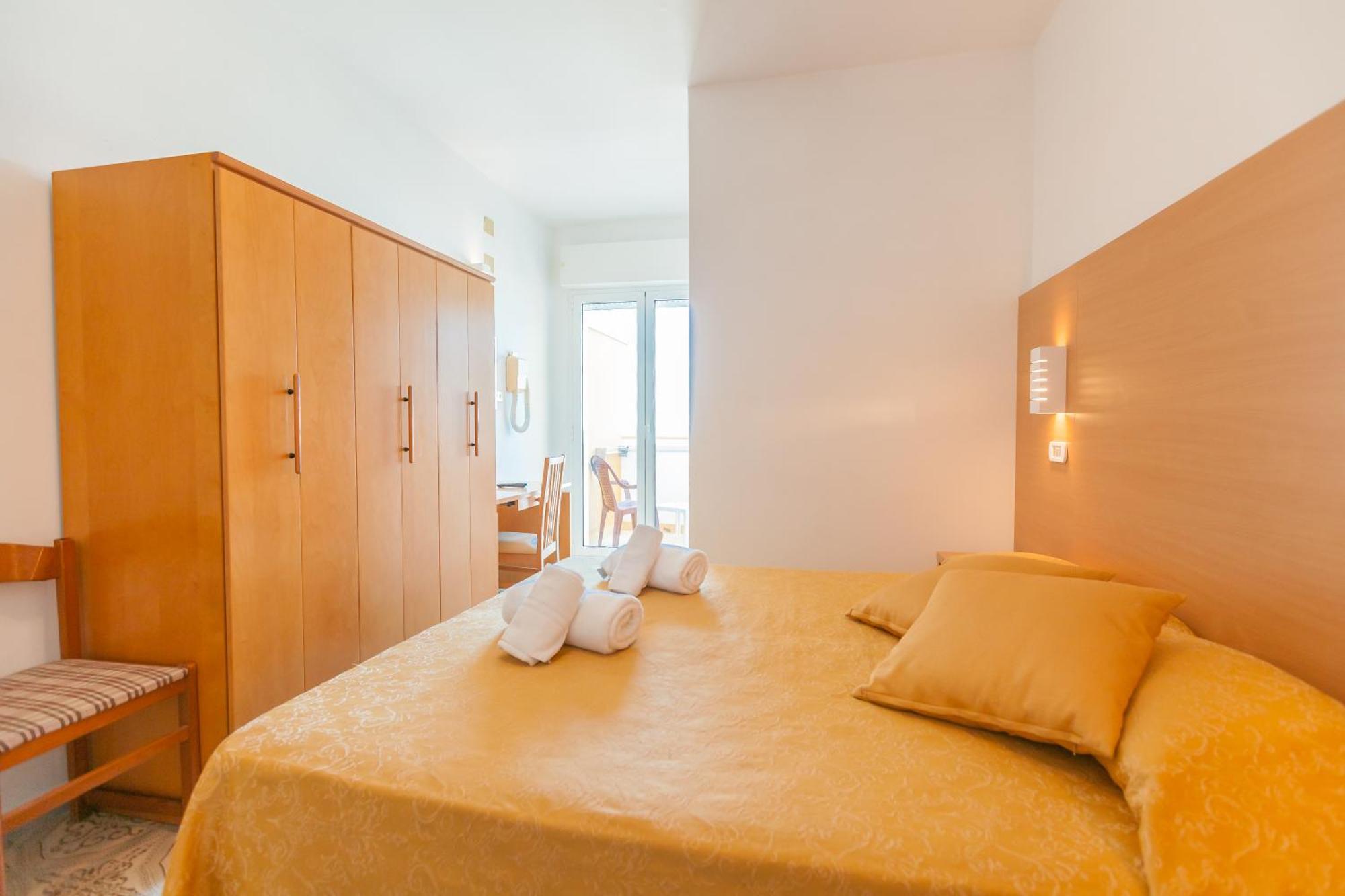 Double Room Balcony Front Sea View