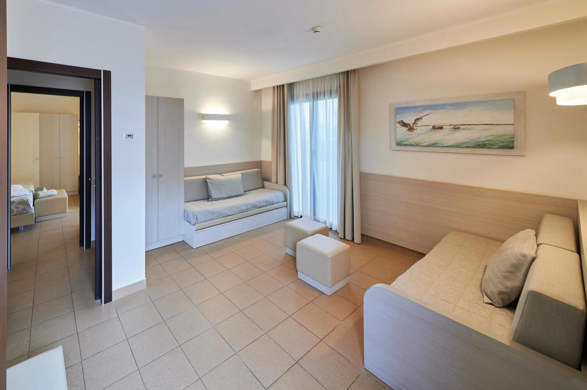 Quadruple Suite