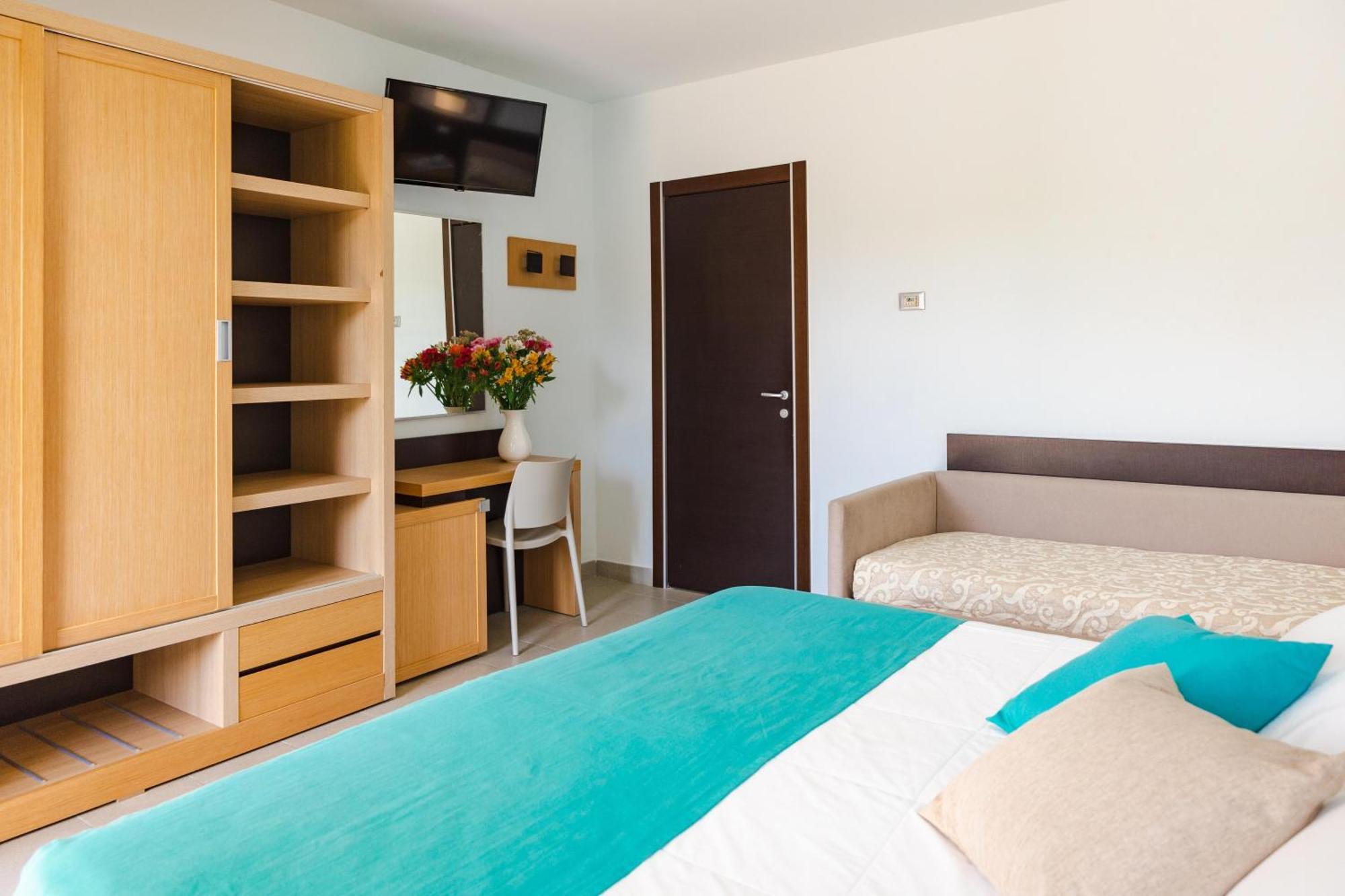 Comfort Quintuple Room