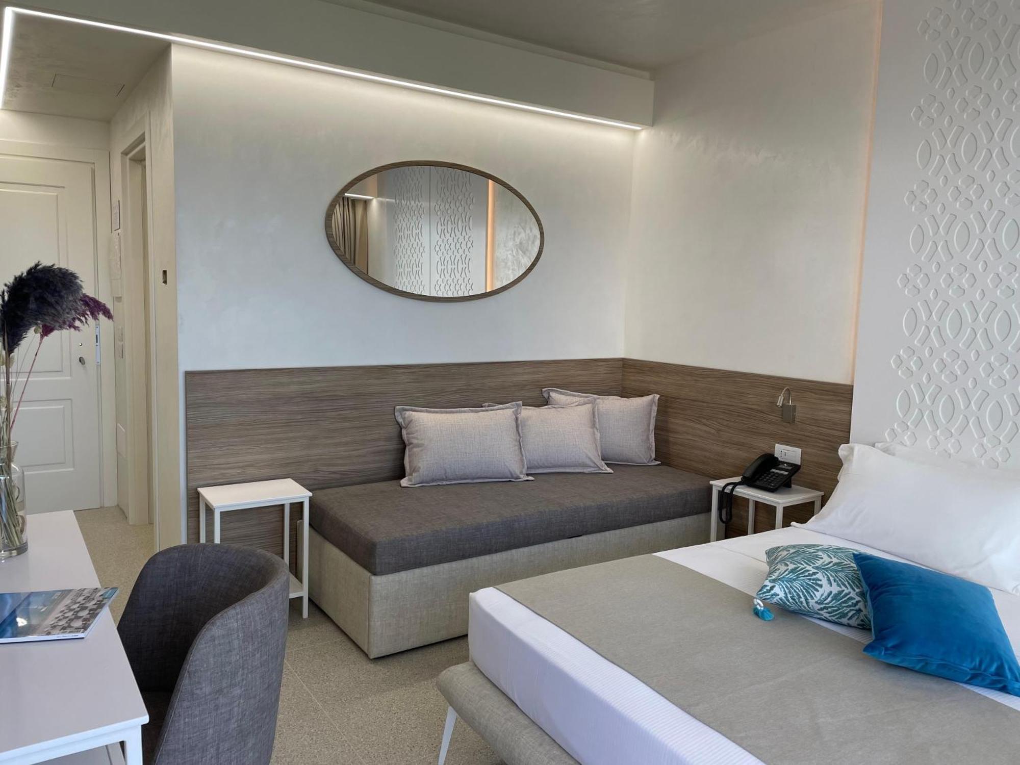 Comfort Triple Room