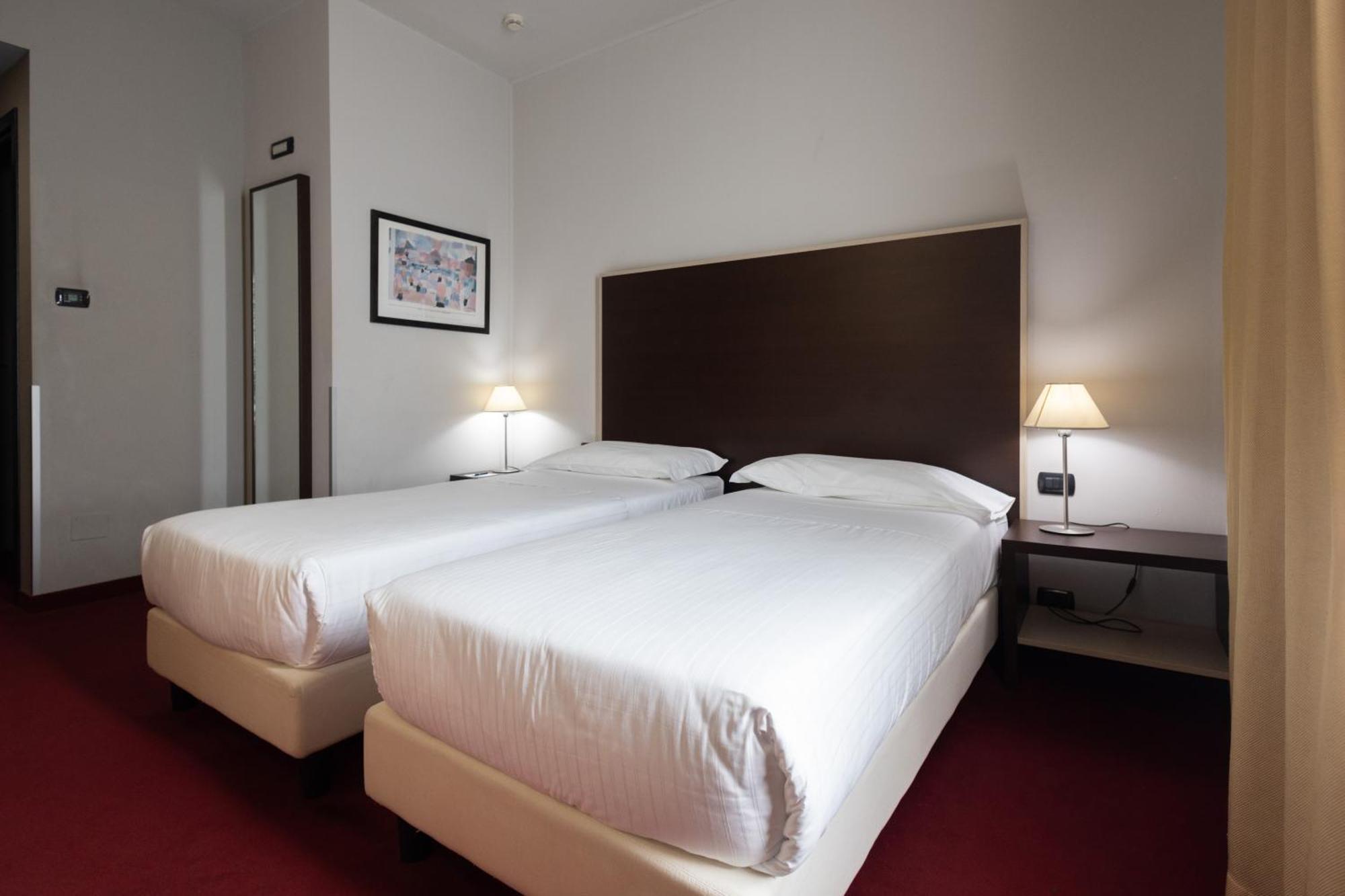 Classic Twin Room