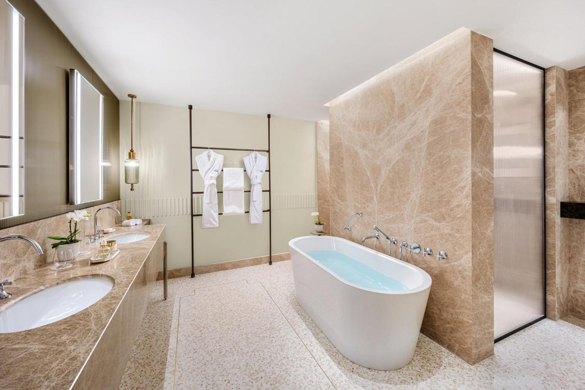 Premier Suite