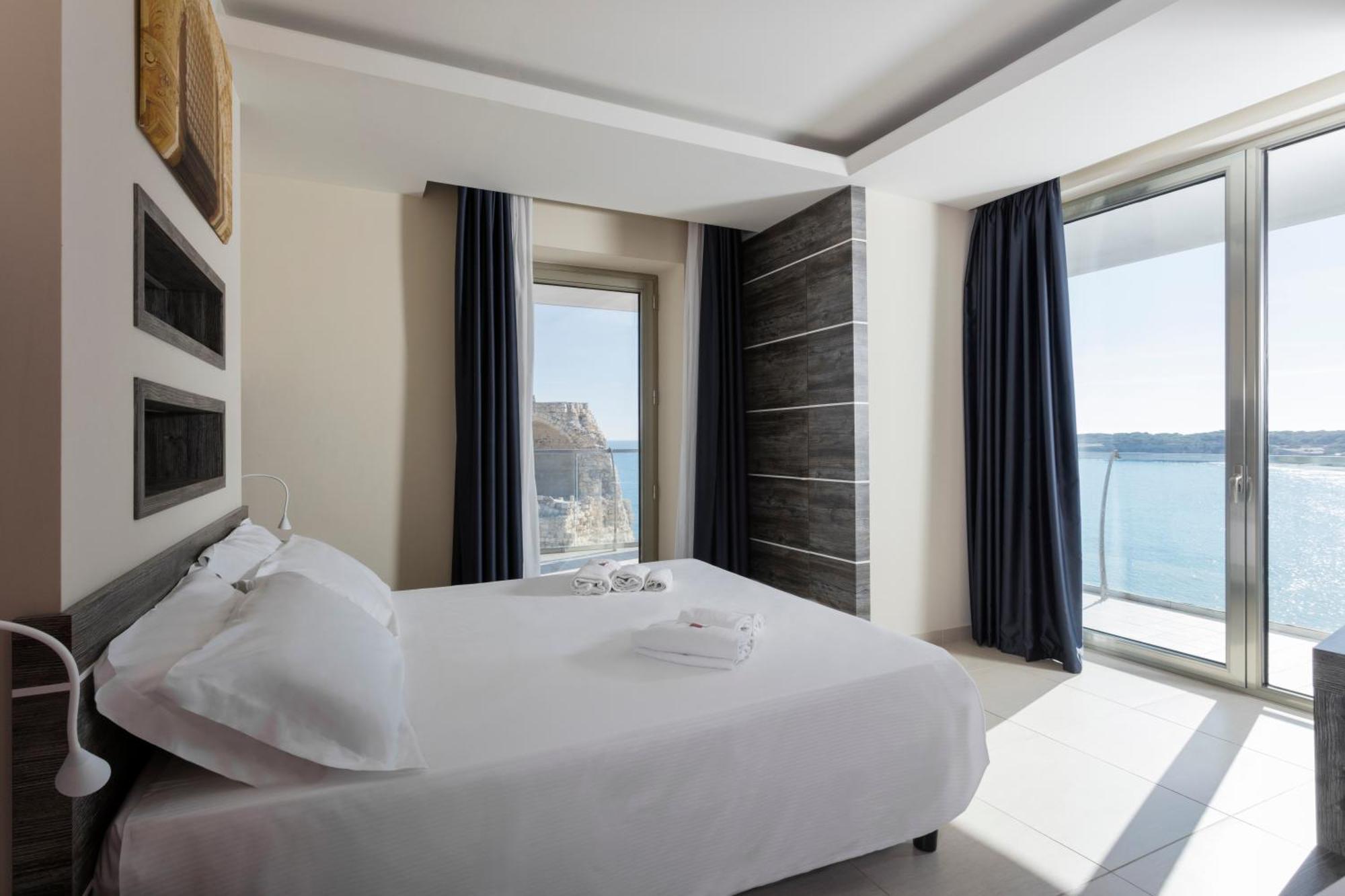 Deluxe Double Room Sea View