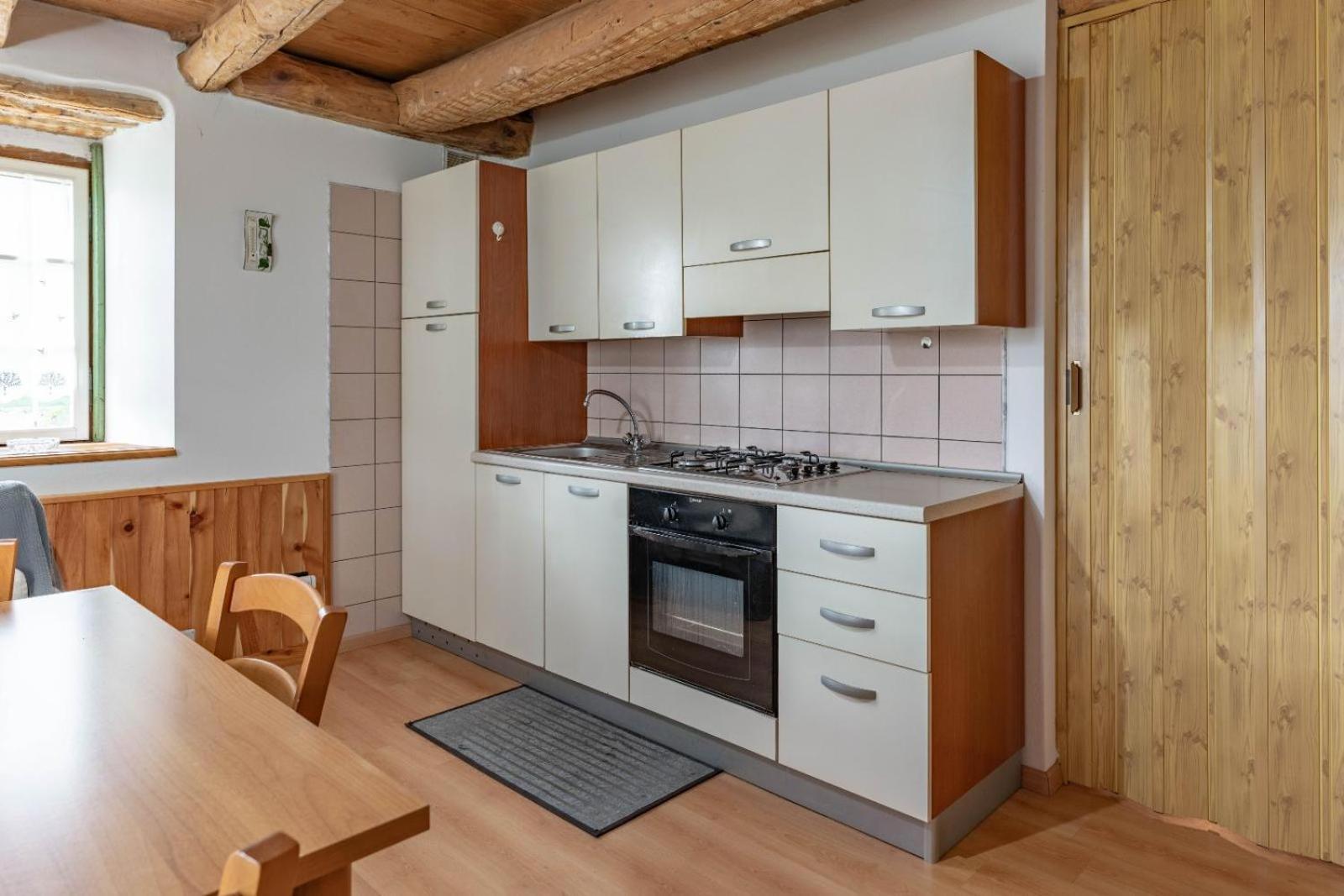 One-Bedroom Standard Apartment,1632309410:JPEG