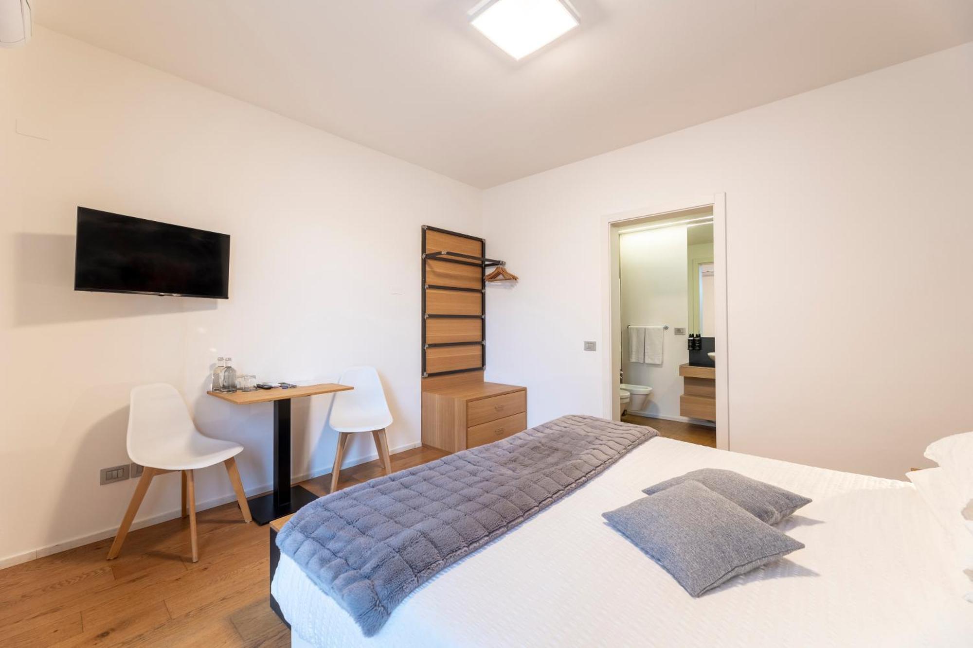 Economy Double or Twin Room