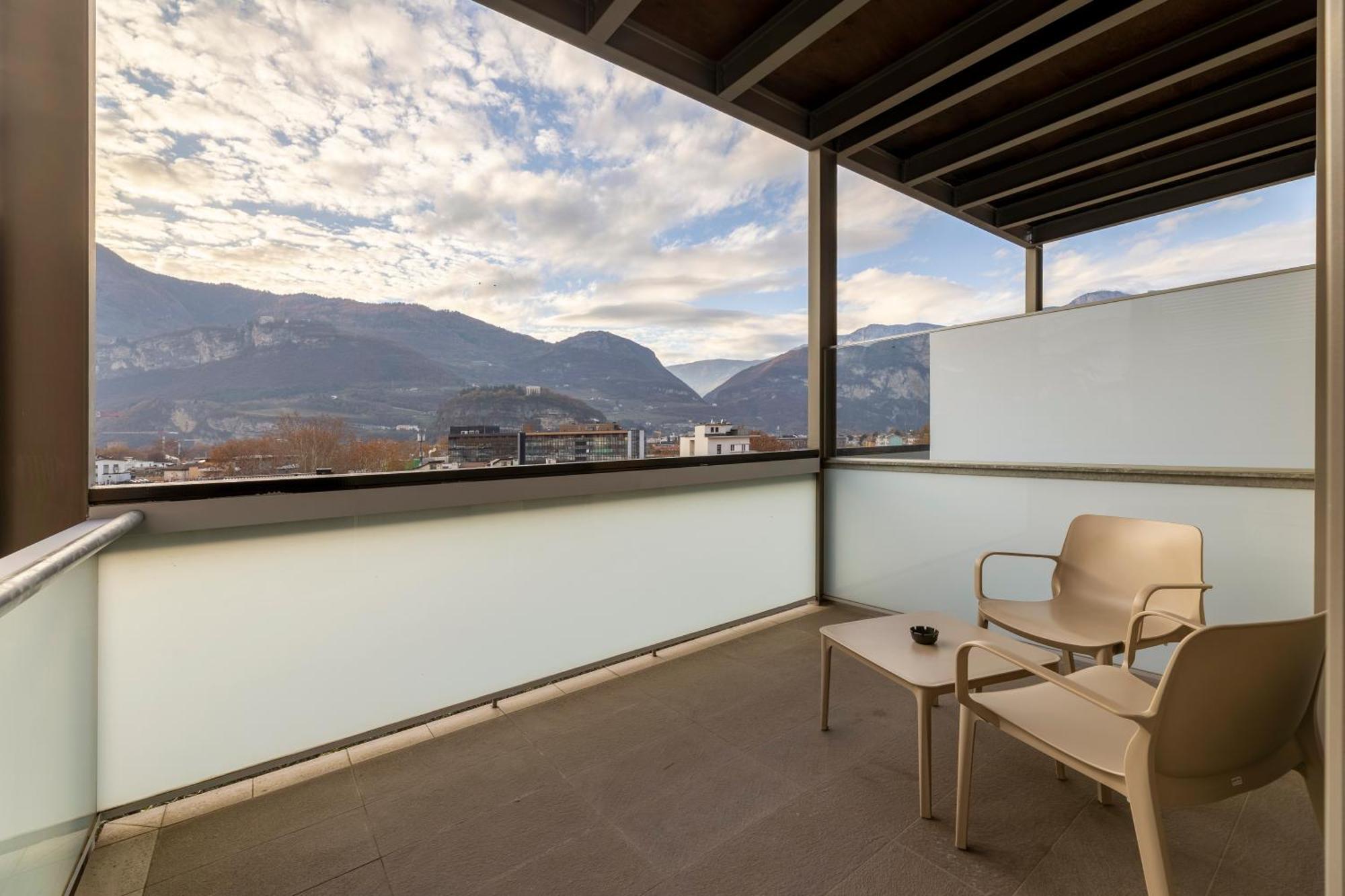 Deluxe Double or Twin Room Balcony
