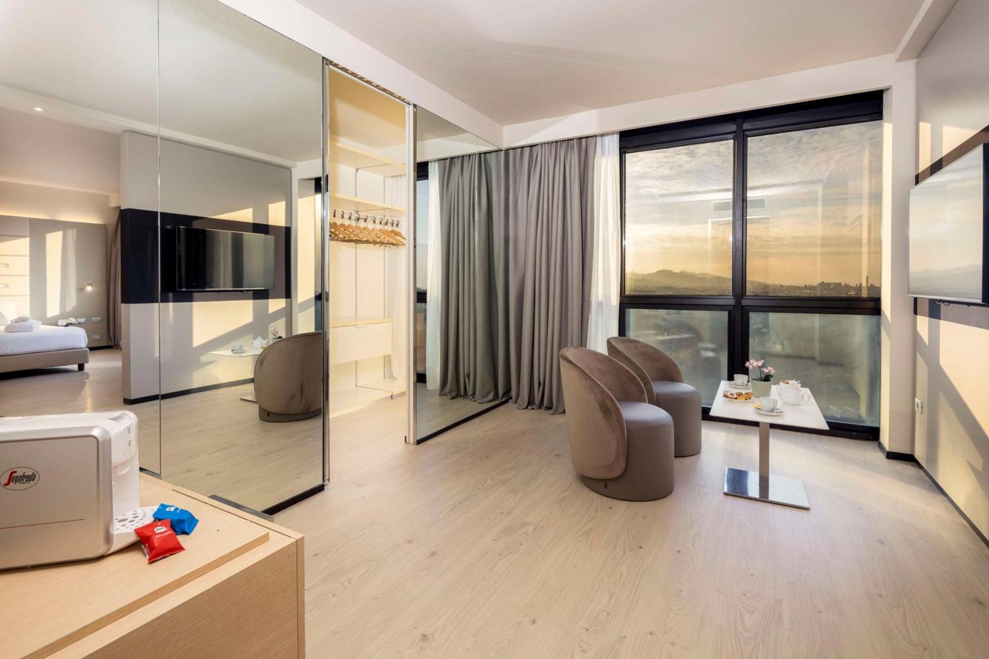 Deluxe Junior Suite