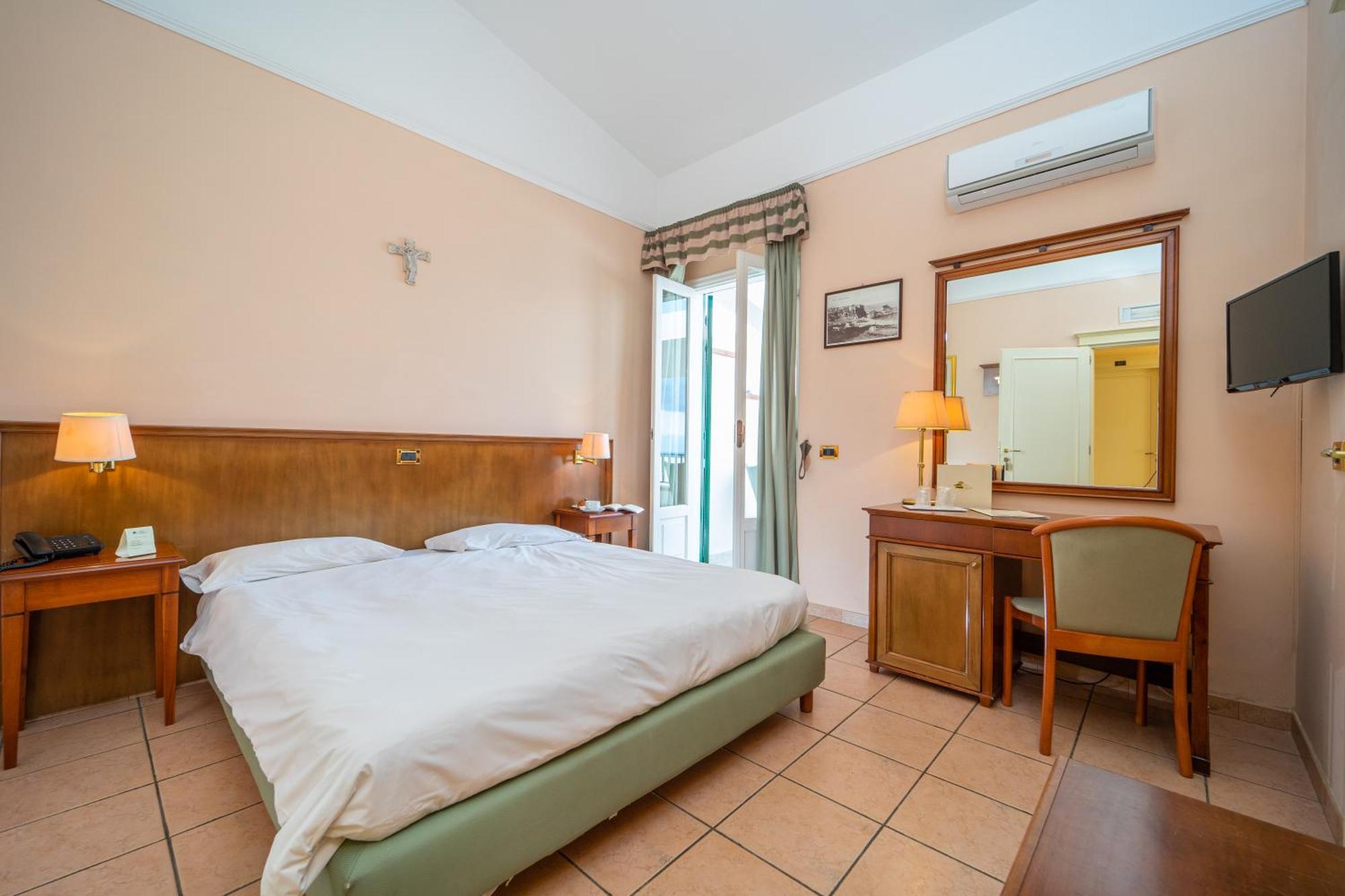 Double Room Balcony,1639554183:JPEG