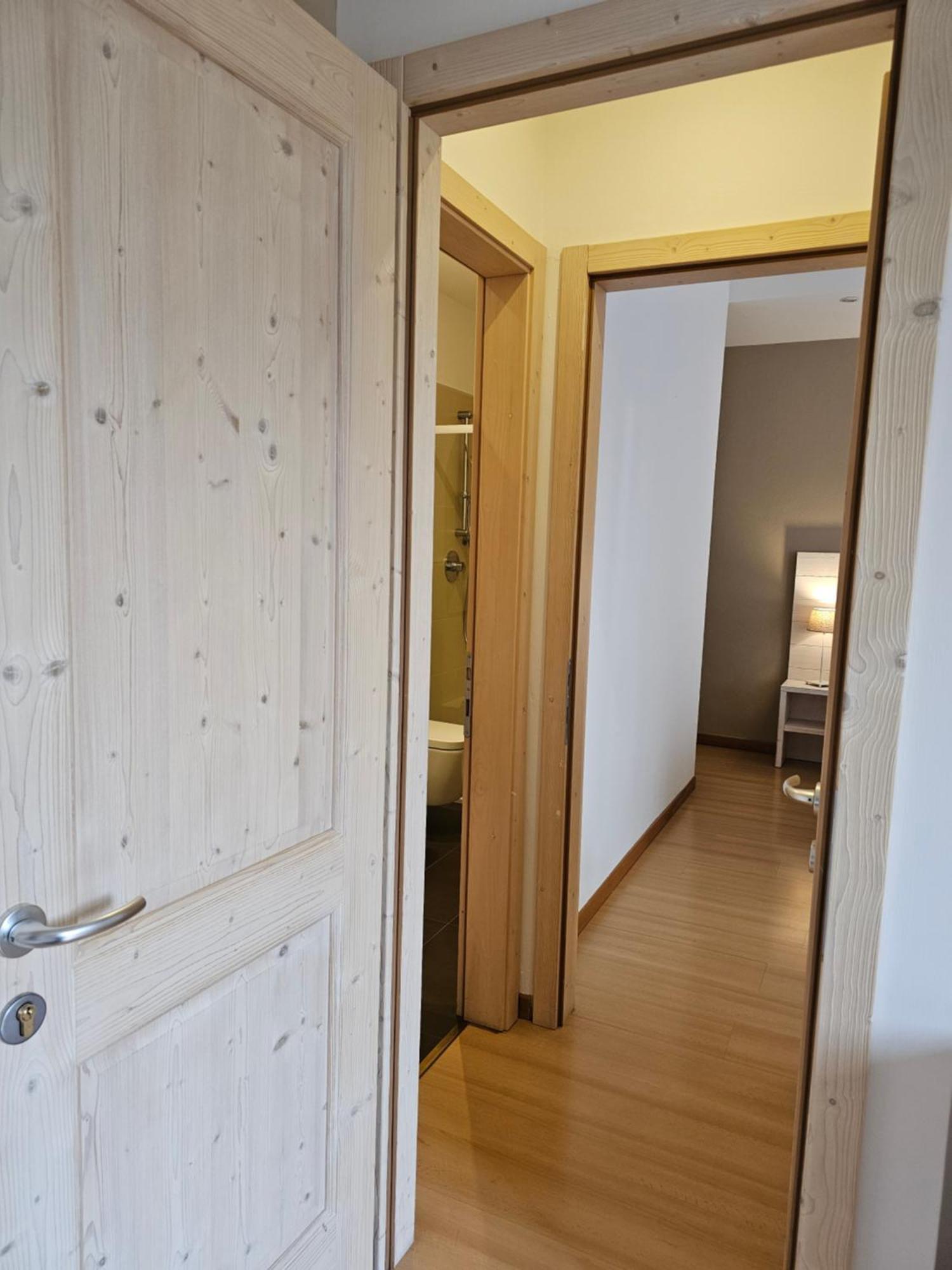 Two Connecting Double Rooms,1643171797:JPEG