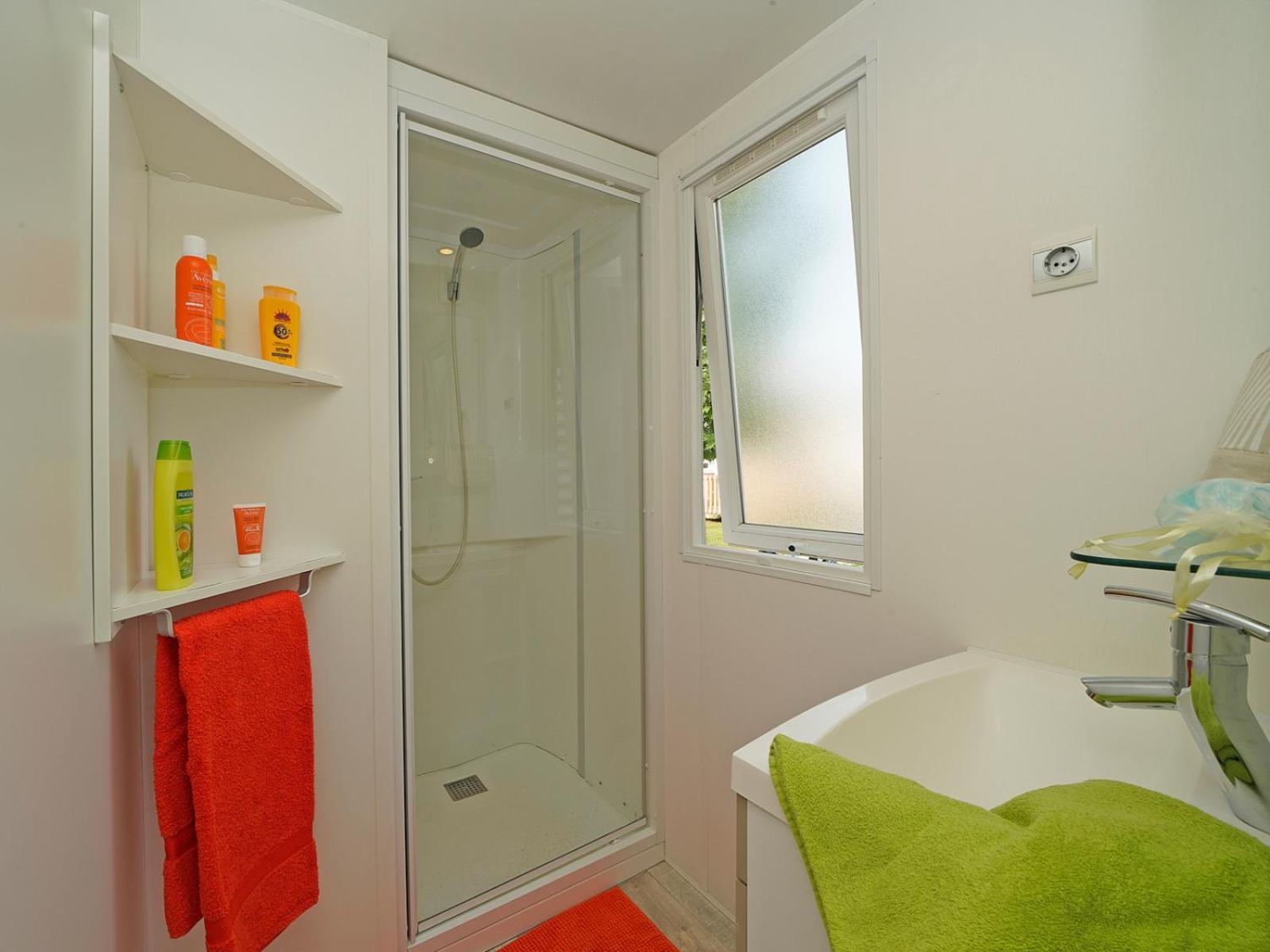 Deluxe Mobile Home 3 Bedrooms