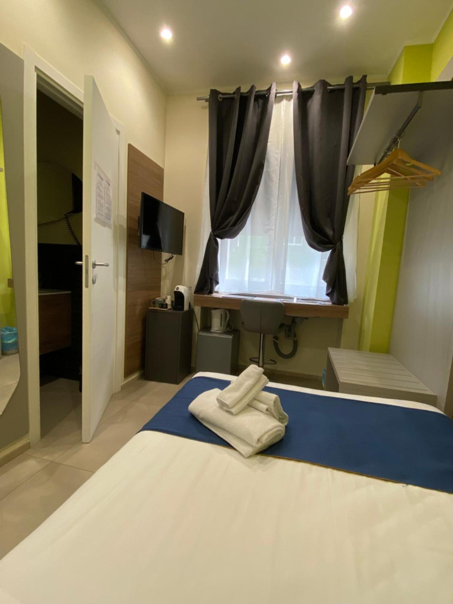 Deluxe Single Room